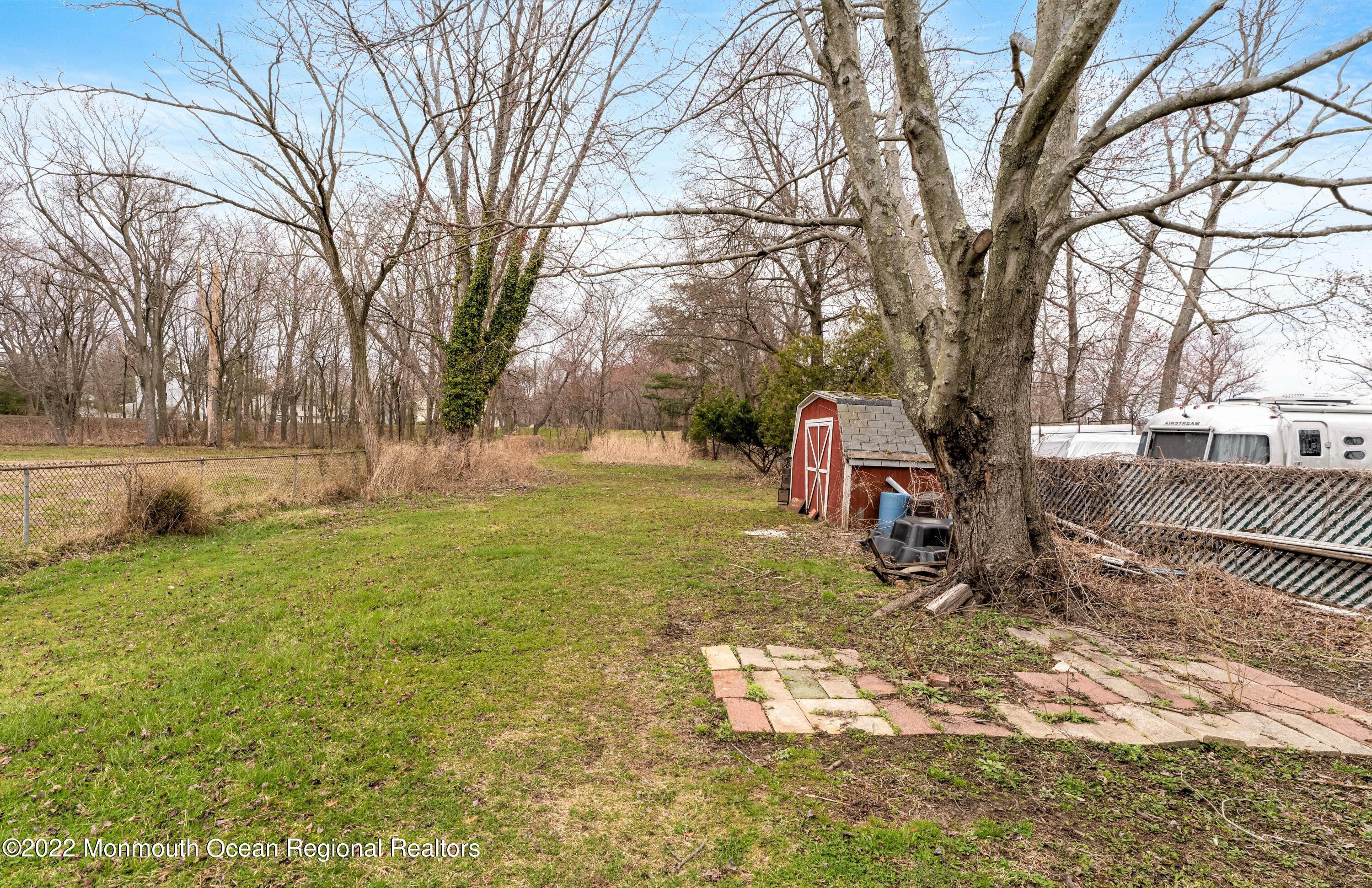 23 Briarcliff Place