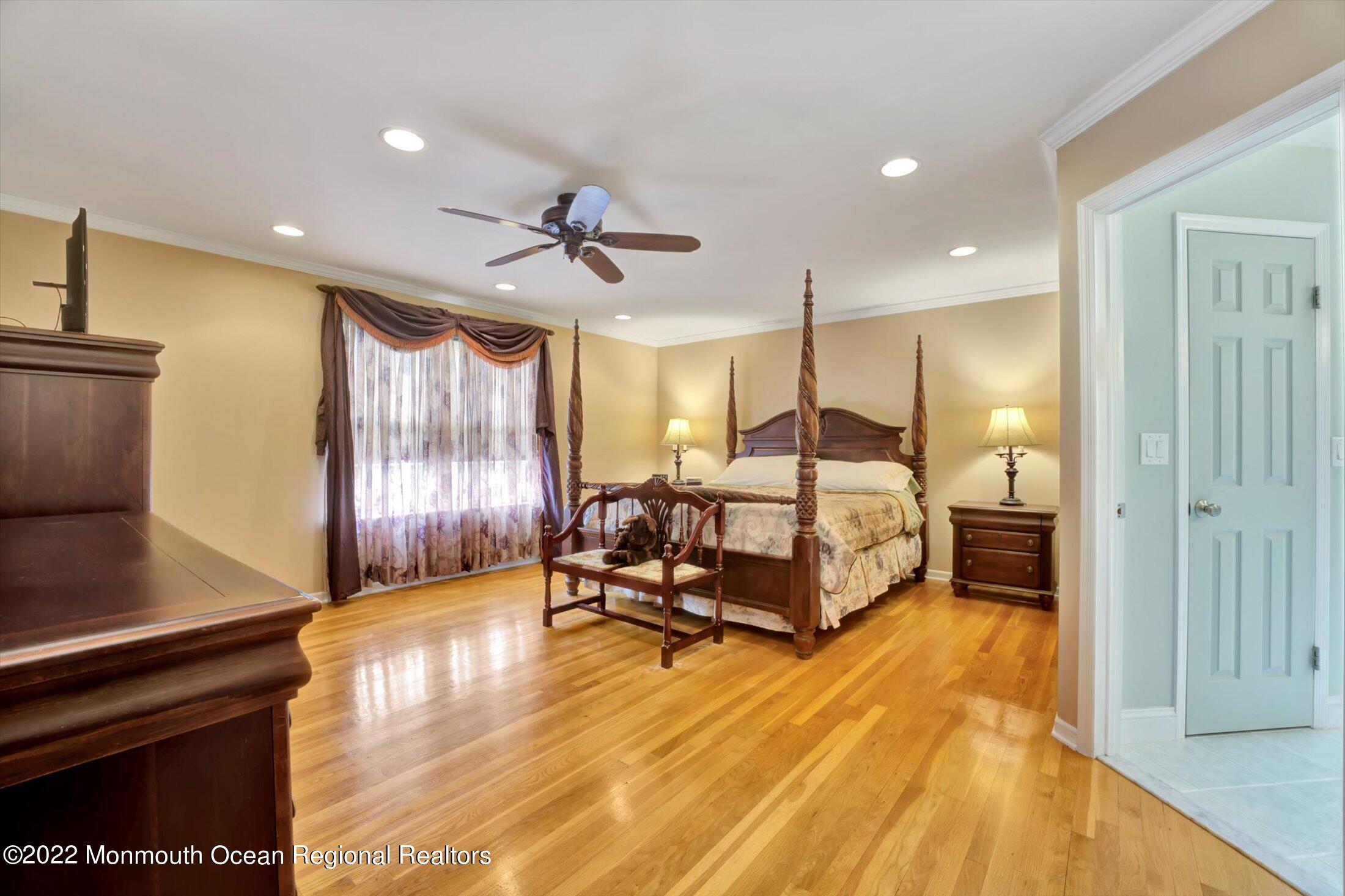 284 Warren Drive
