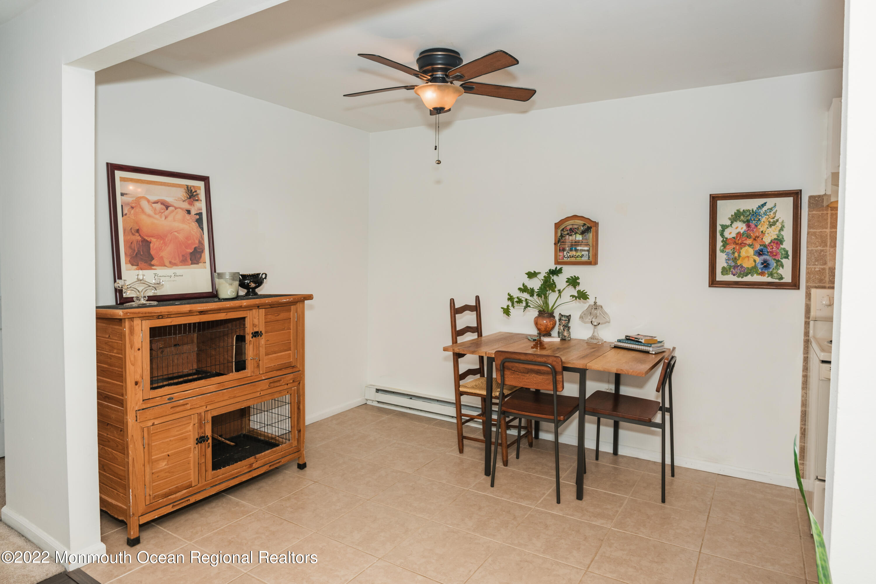 330 Shore Drive, 9