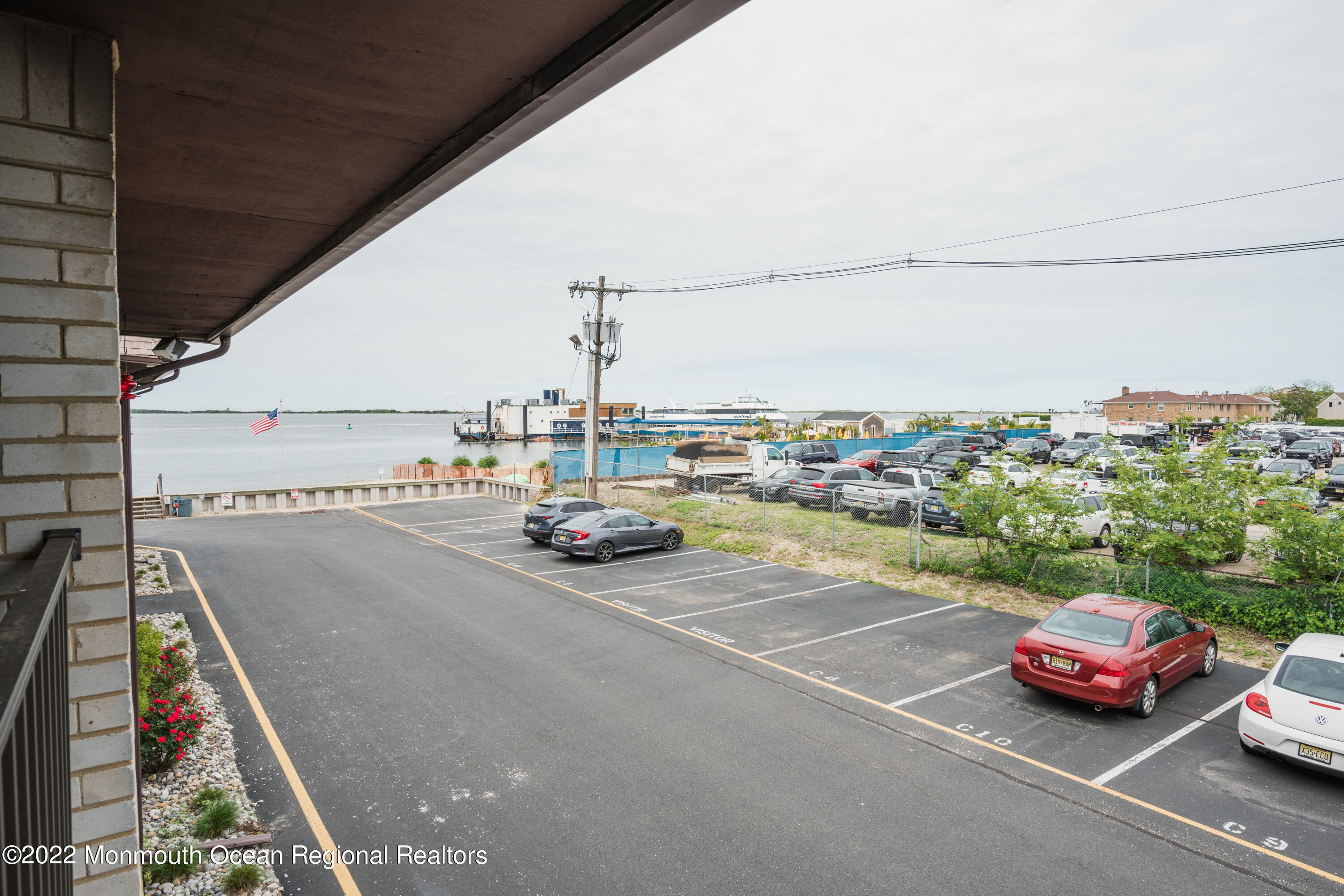 330 Shore Drive, 9