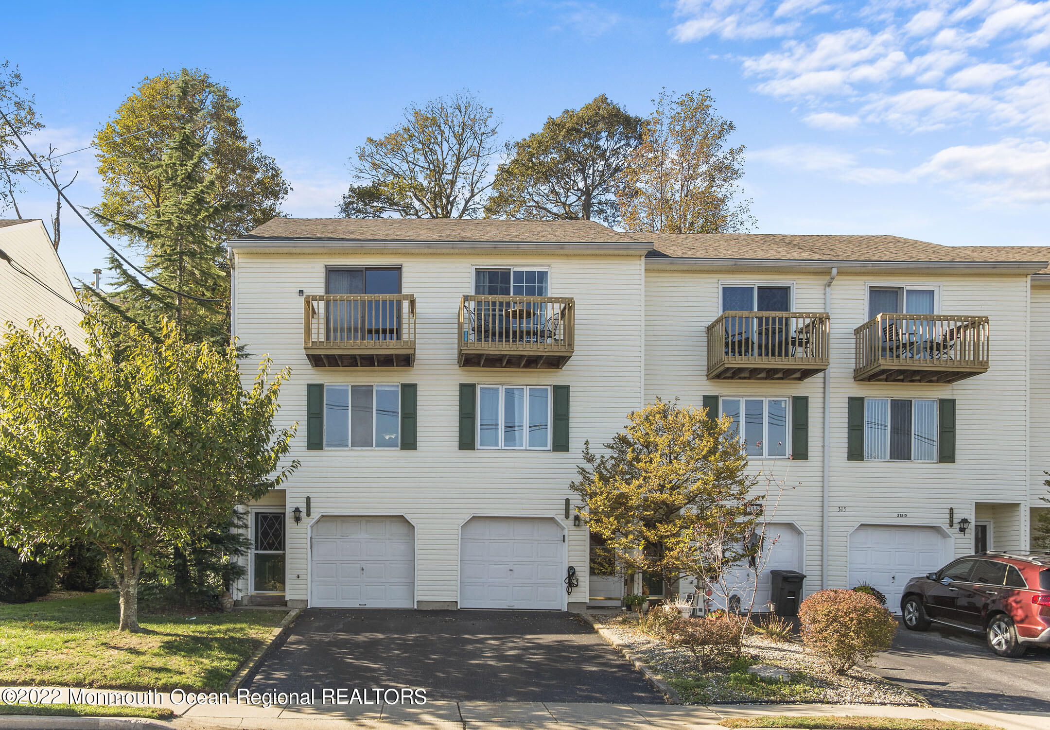 315 Shore Drive, A