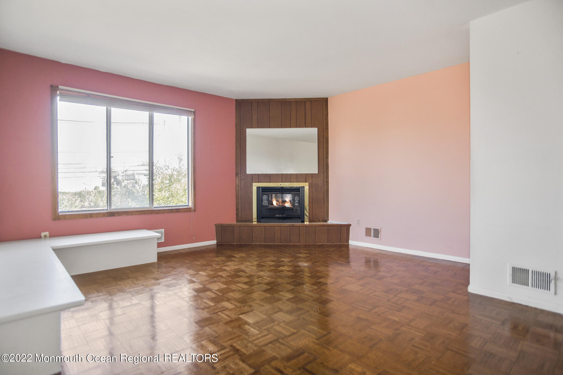 315 Shore Drive, A