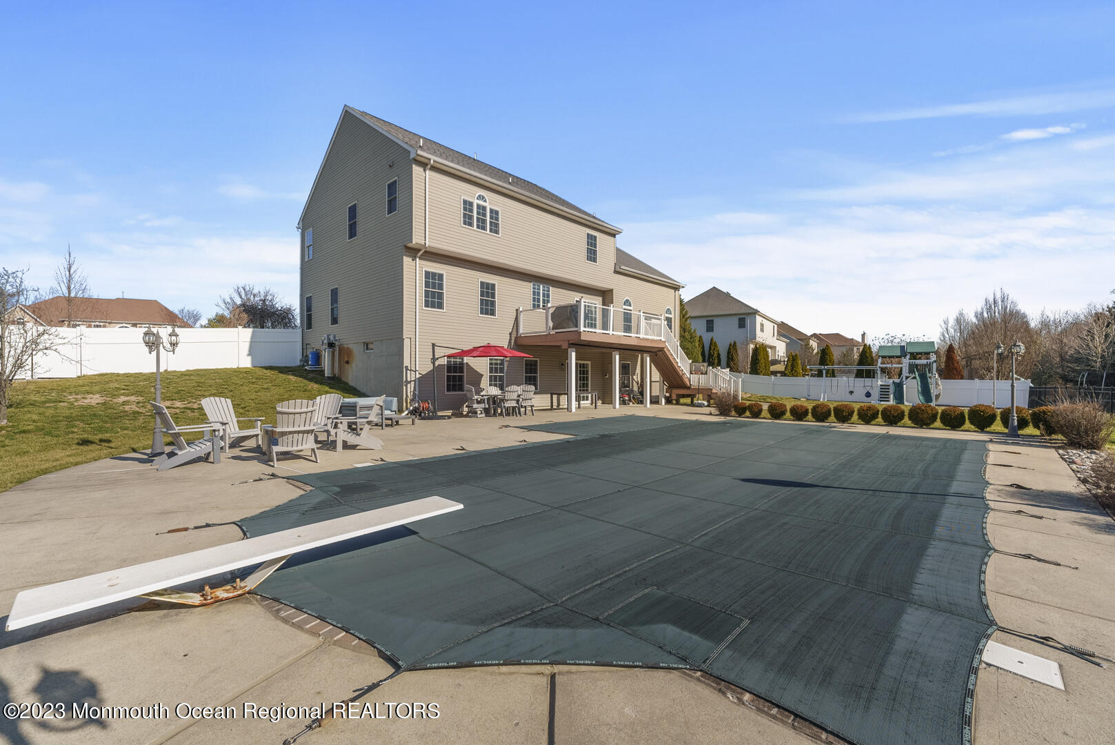 31 Stream Bank Drive