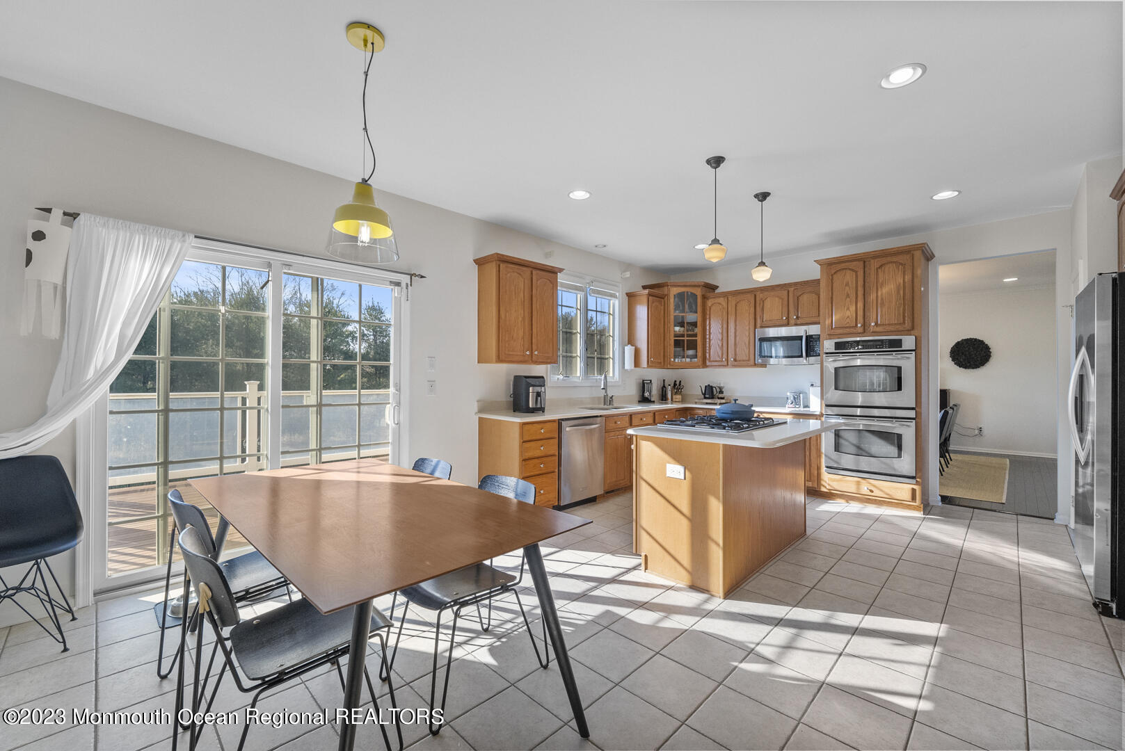 31 Stream Bank Drive