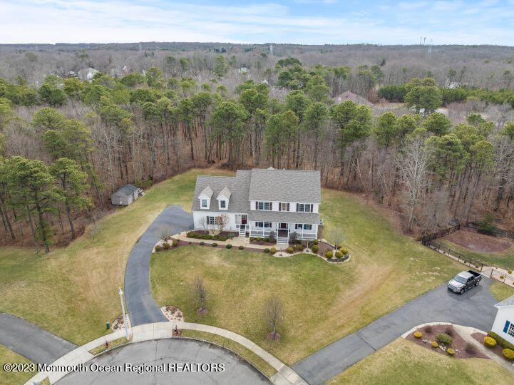 6 Opal Court