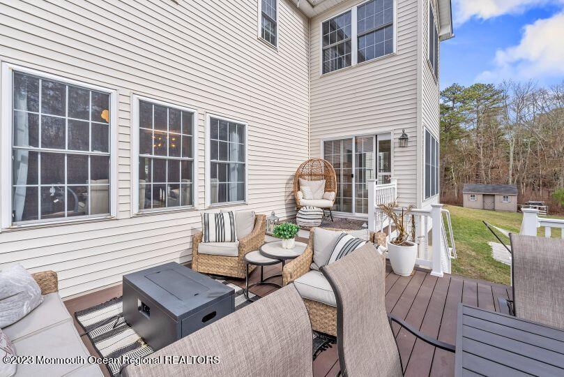 6 Opal Court