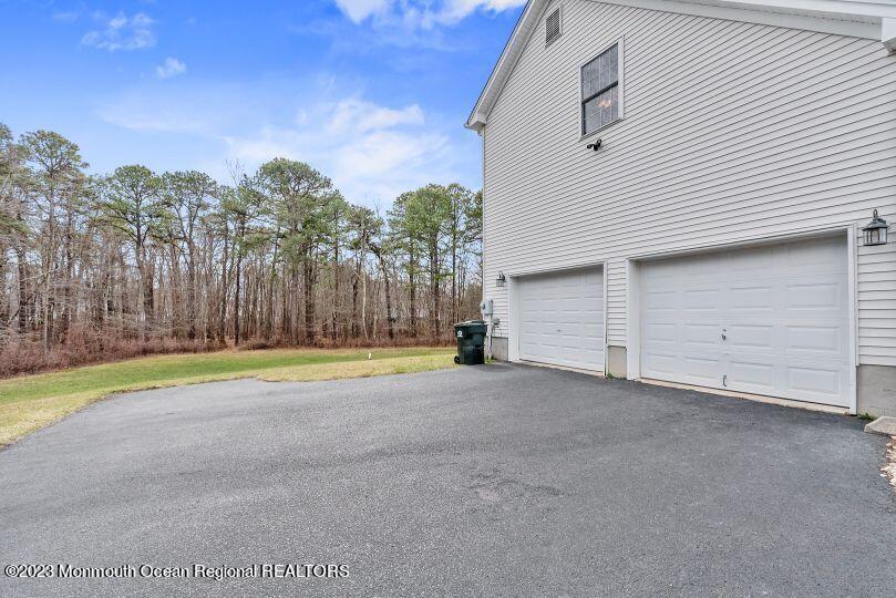 6 Opal Court
