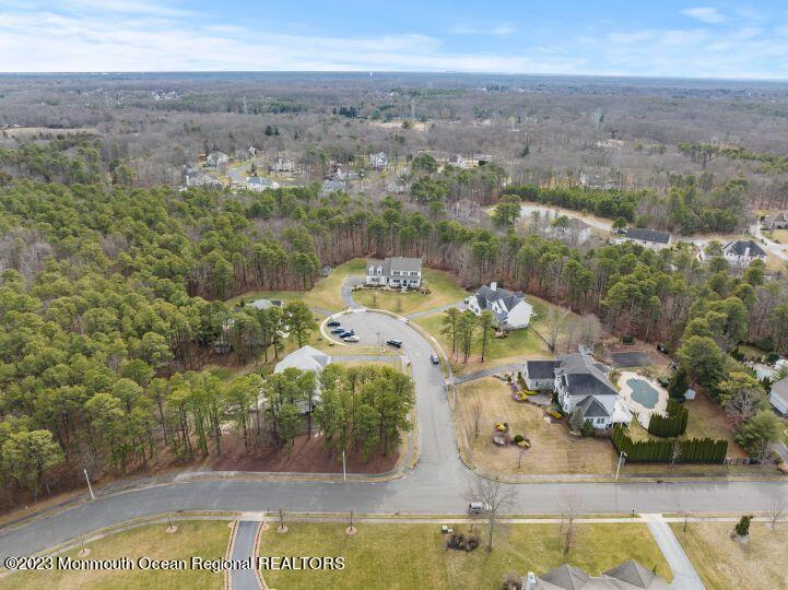 6 Opal Court