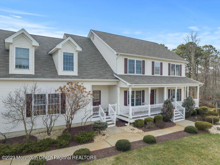 6 Opal Court
