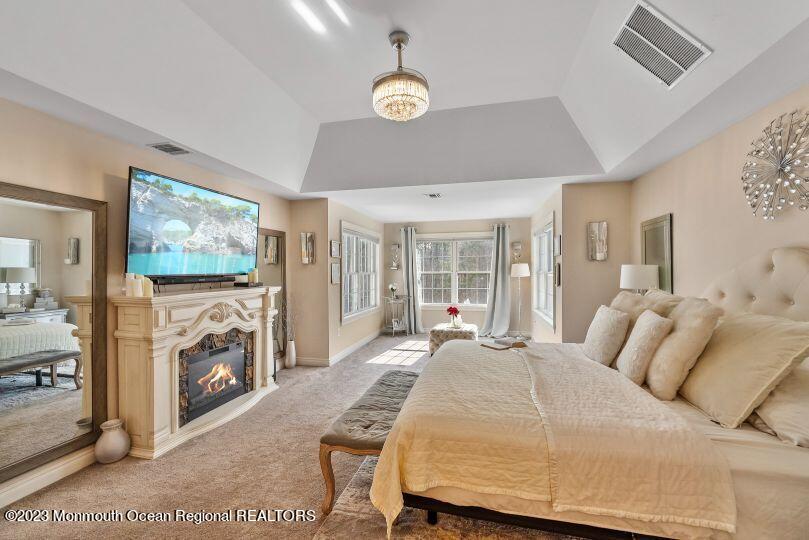 6 Opal Court