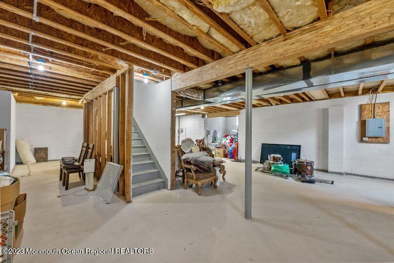 6 Opal Court