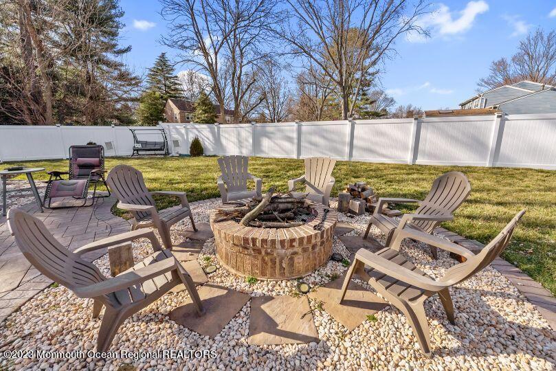 71 Mulberry Lane