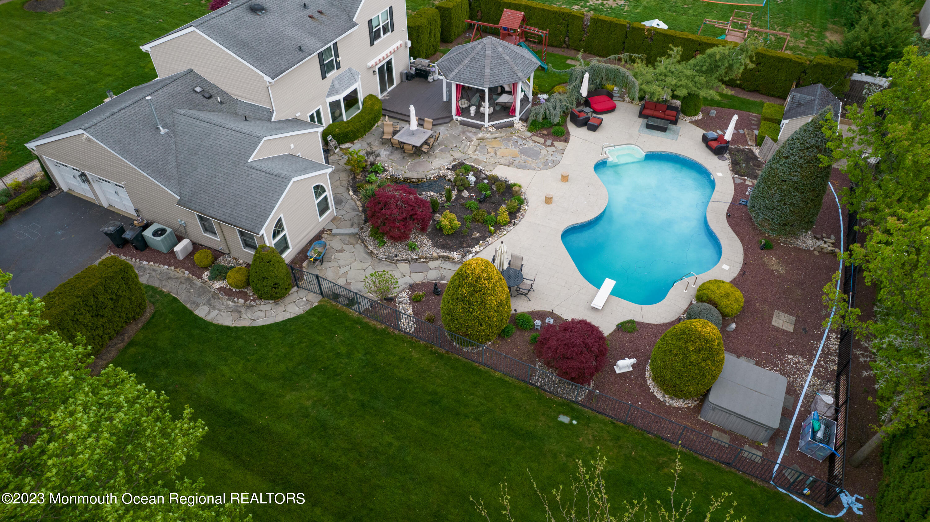 1 Sutton Drive