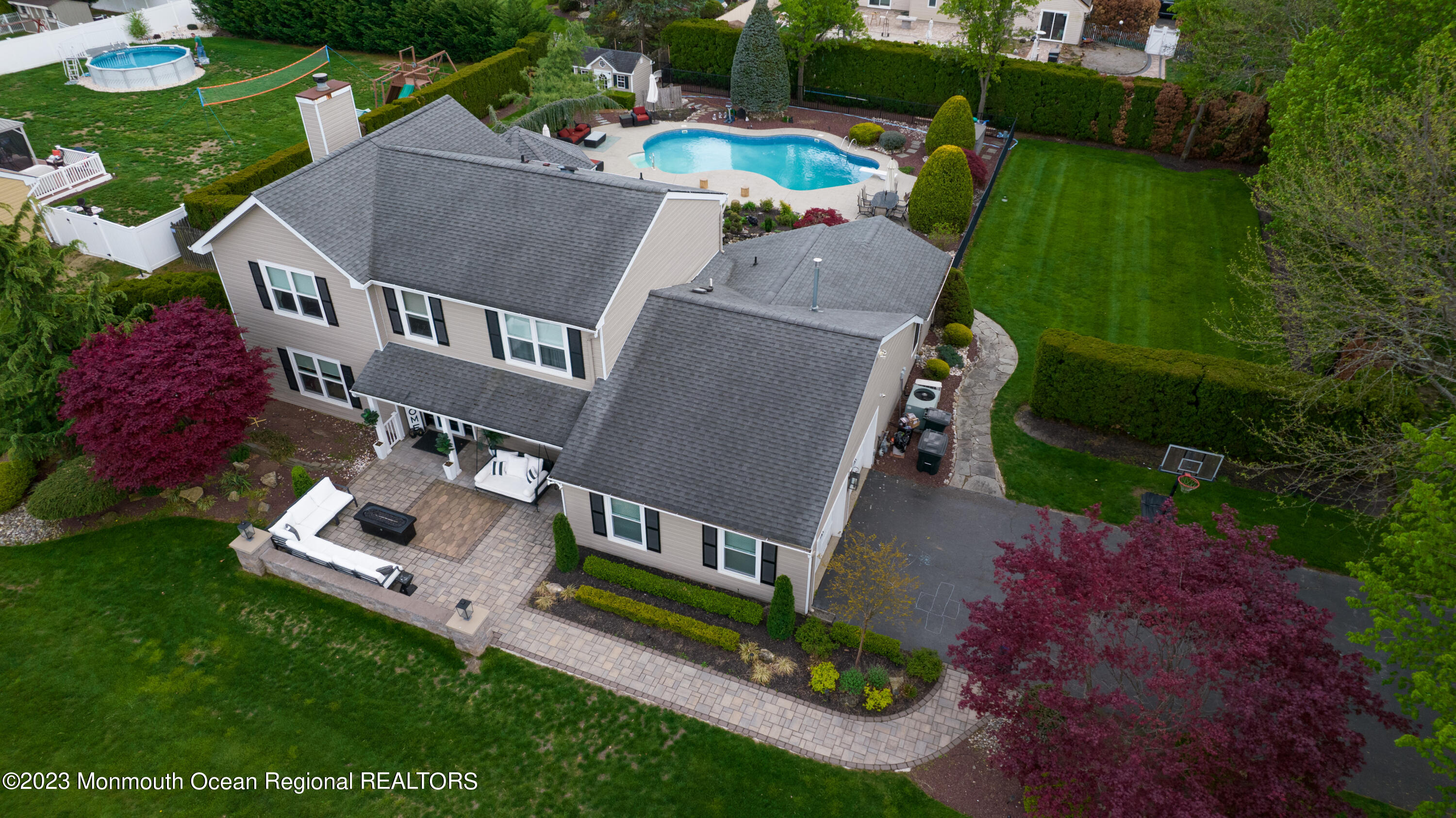 1 Sutton Drive