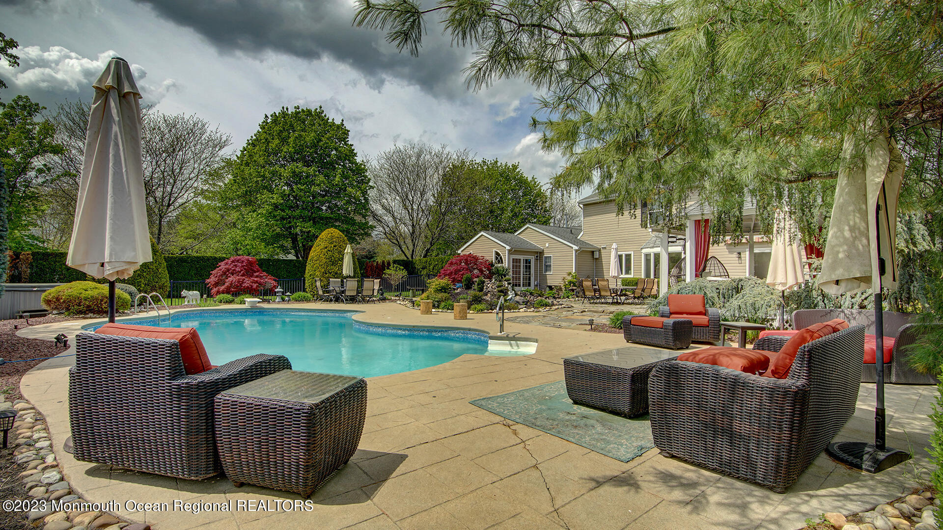 1 Sutton Drive