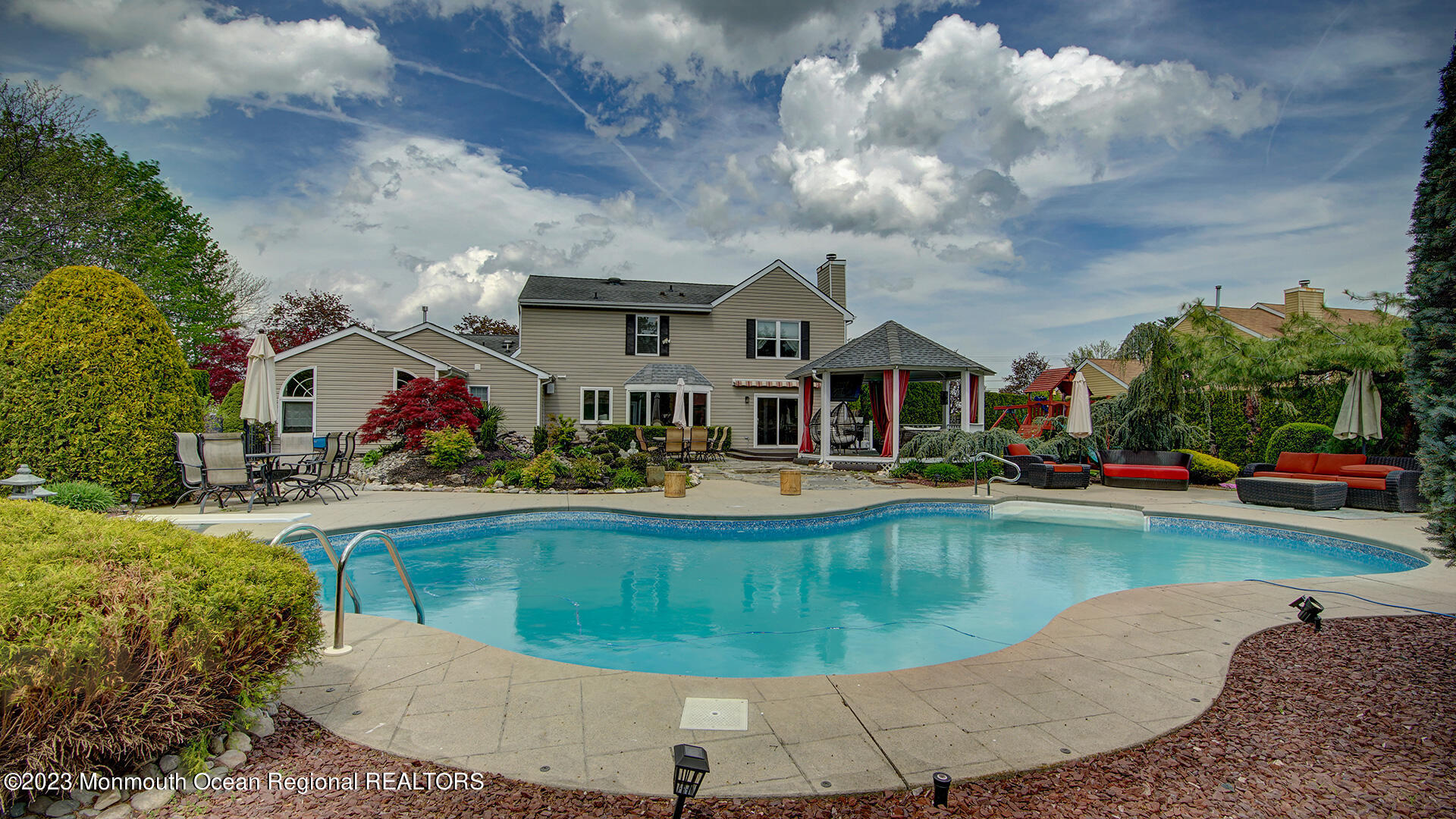 1 Sutton Drive