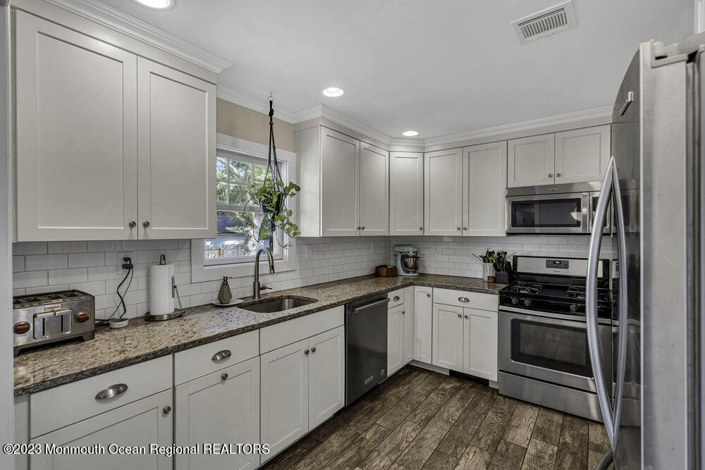 10 Blossom Circle E