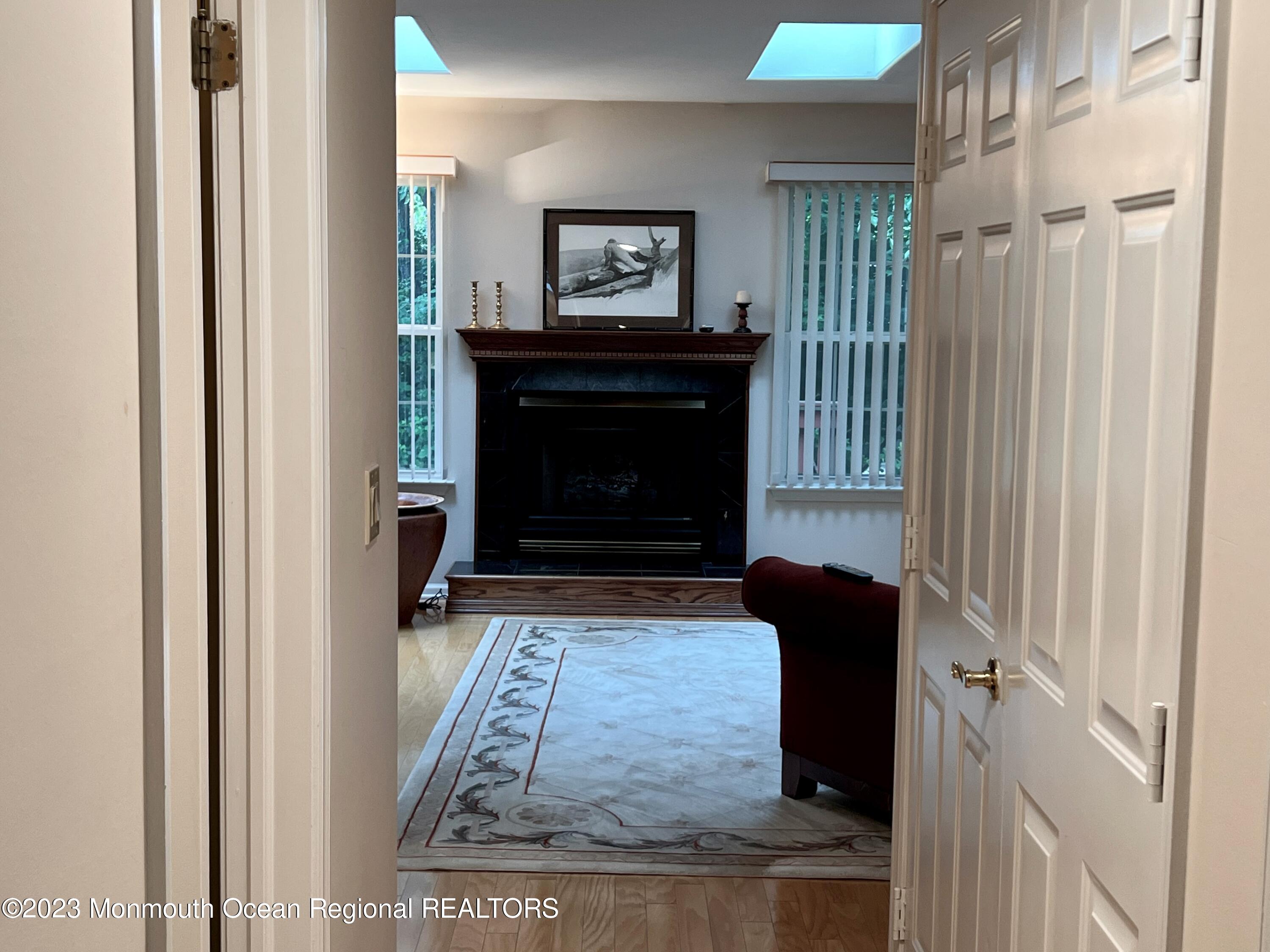 1228A Thornbury Lane