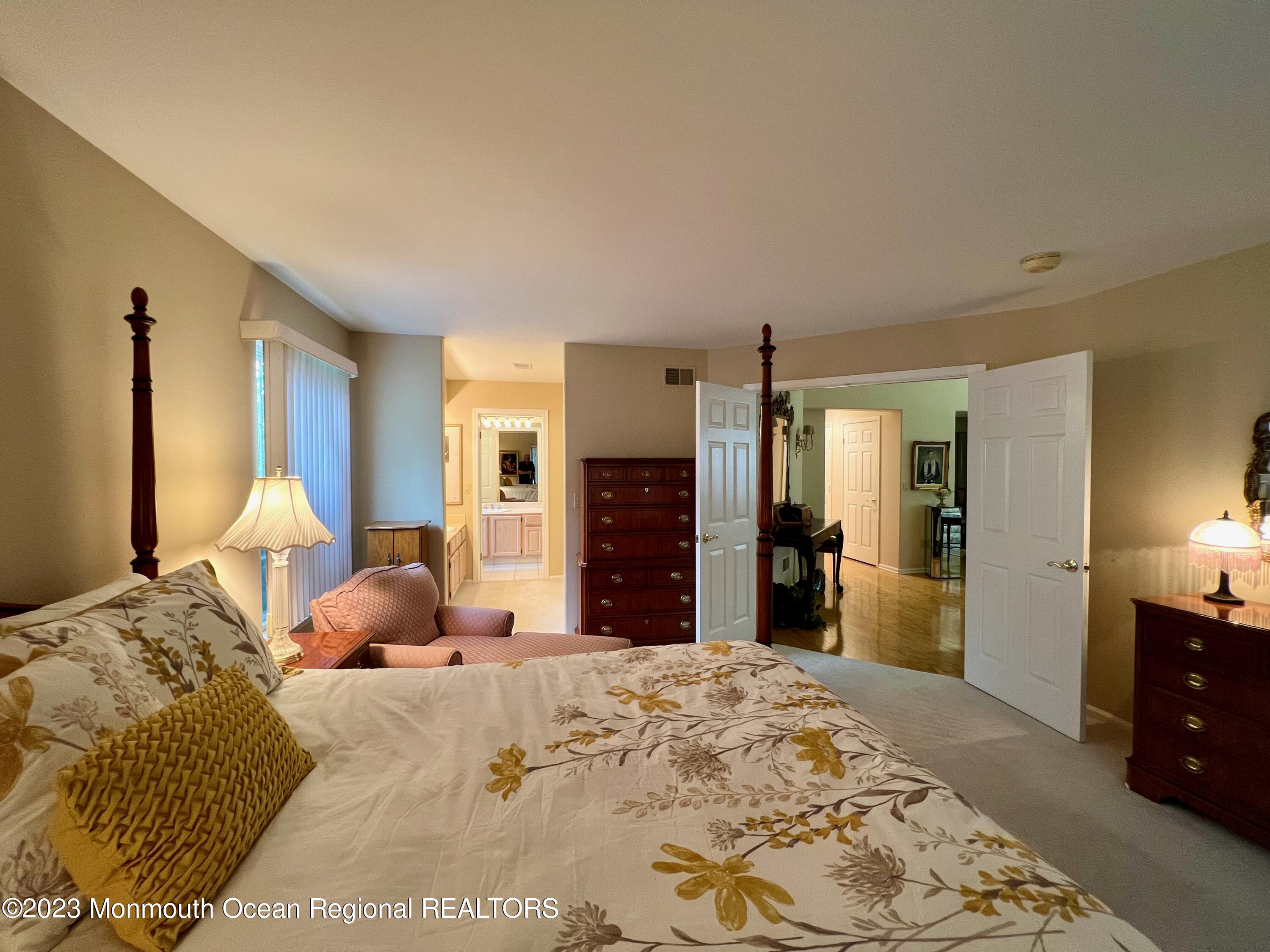1228A Thornbury Lane