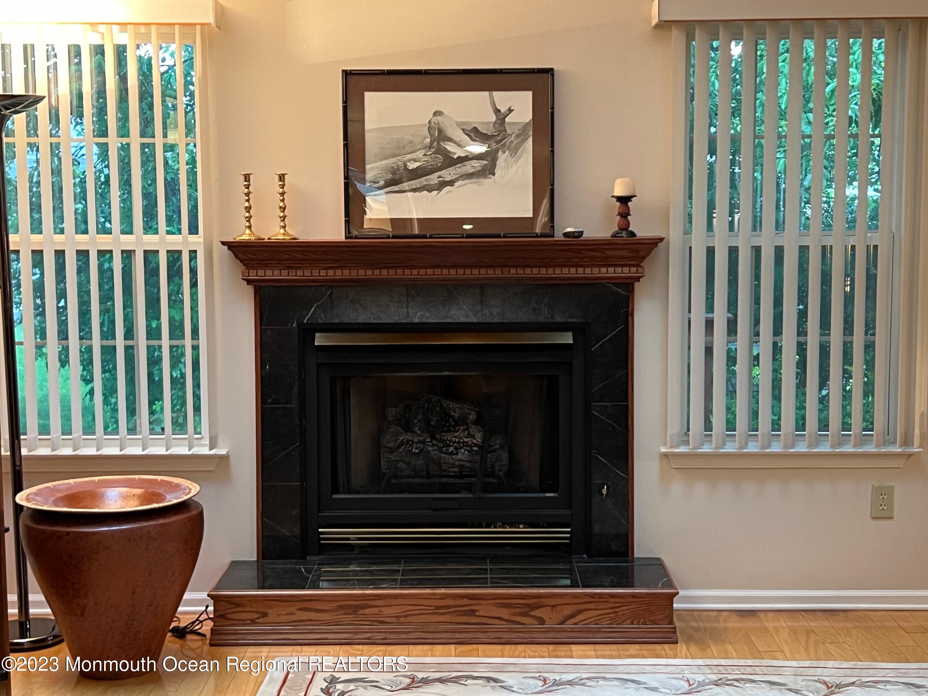 1228A Thornbury Lane