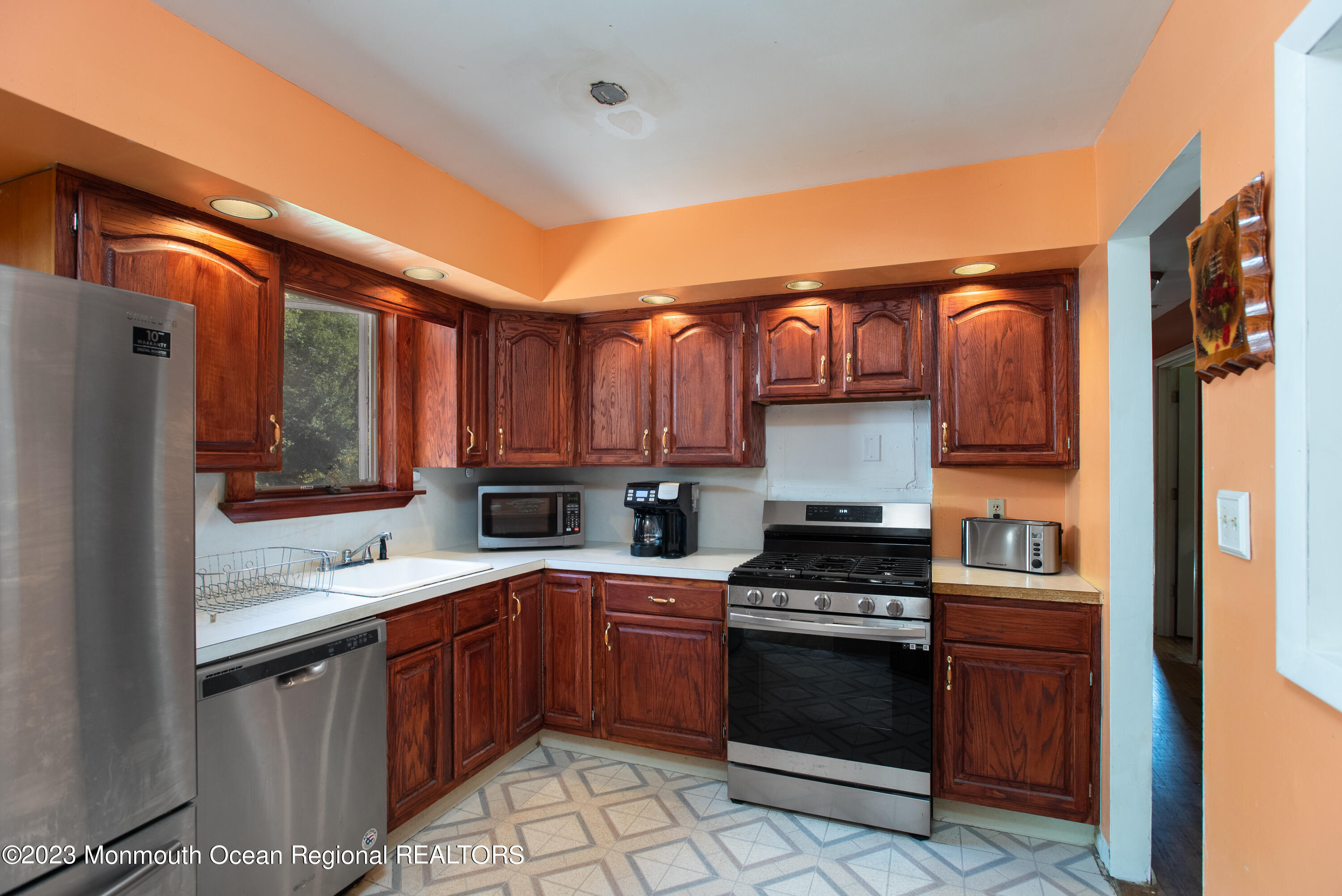 113 Darien Road