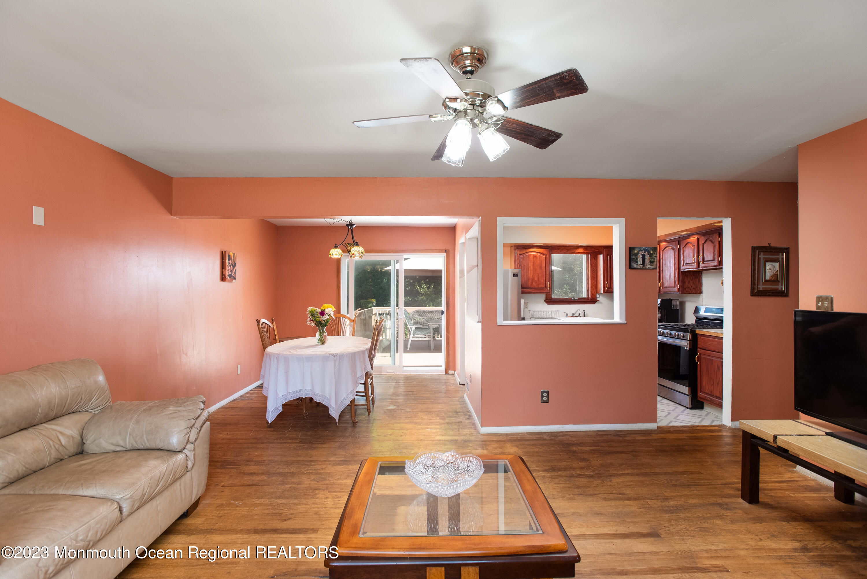 113 Darien Road