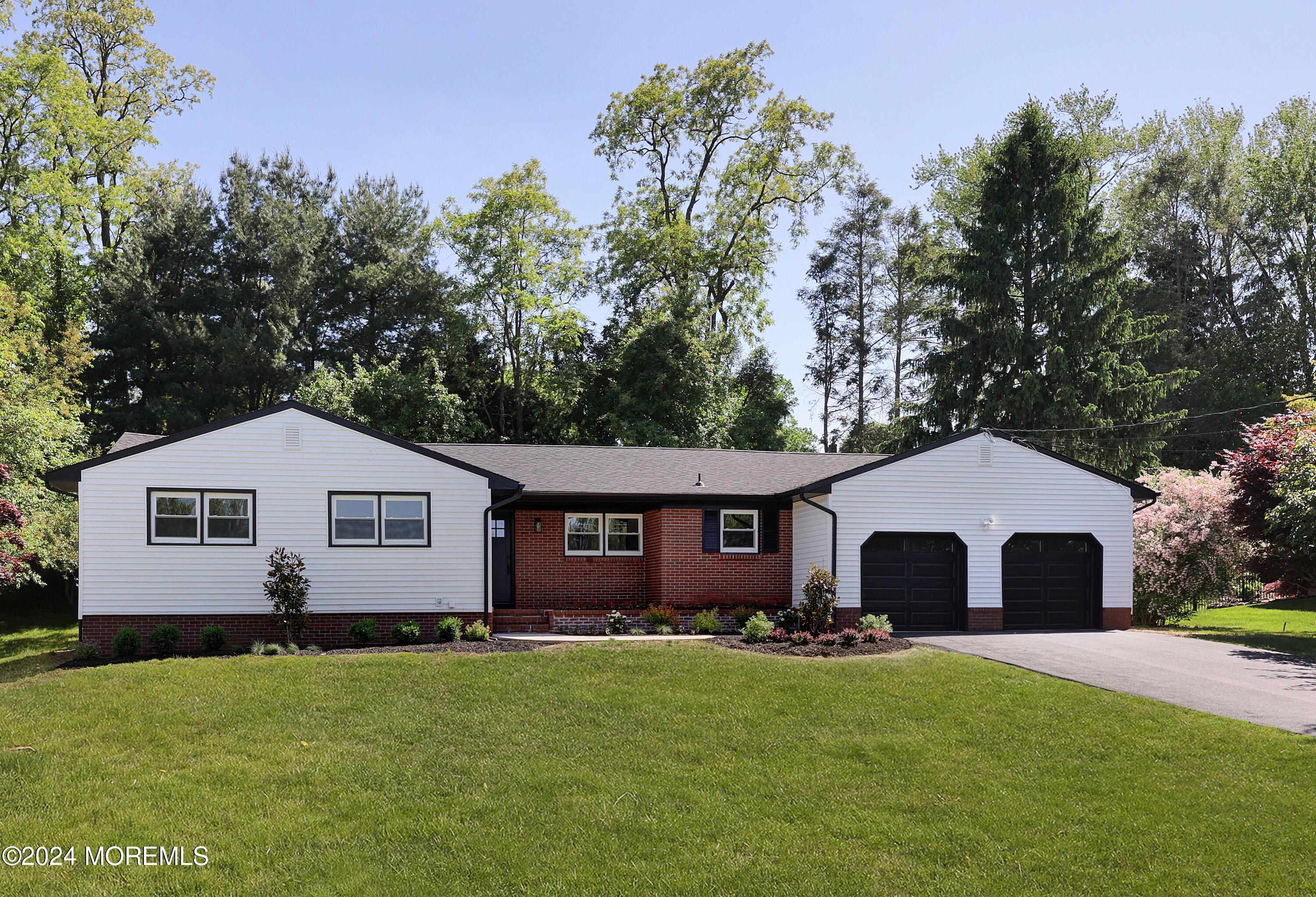 40 Hidden Stream Road