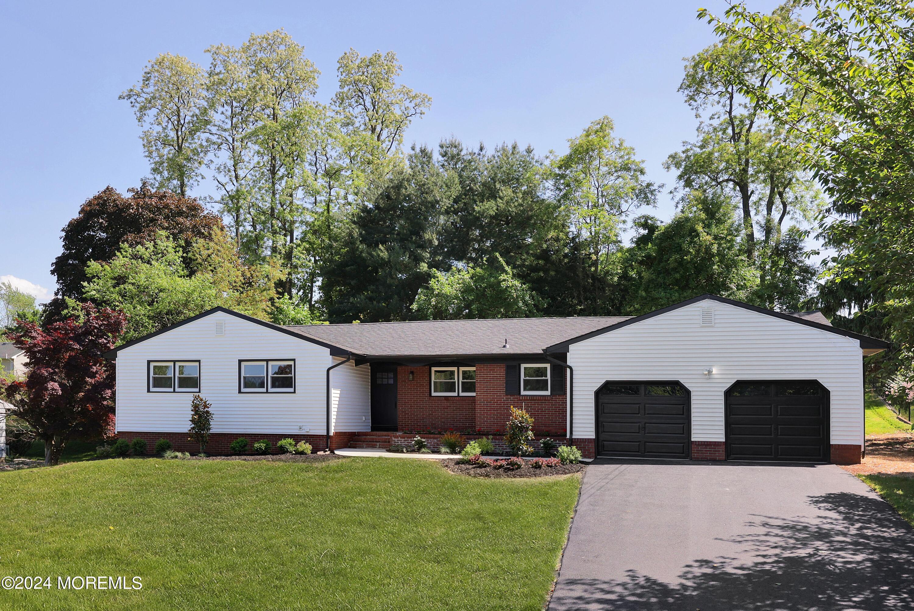 40 Hidden Stream Road