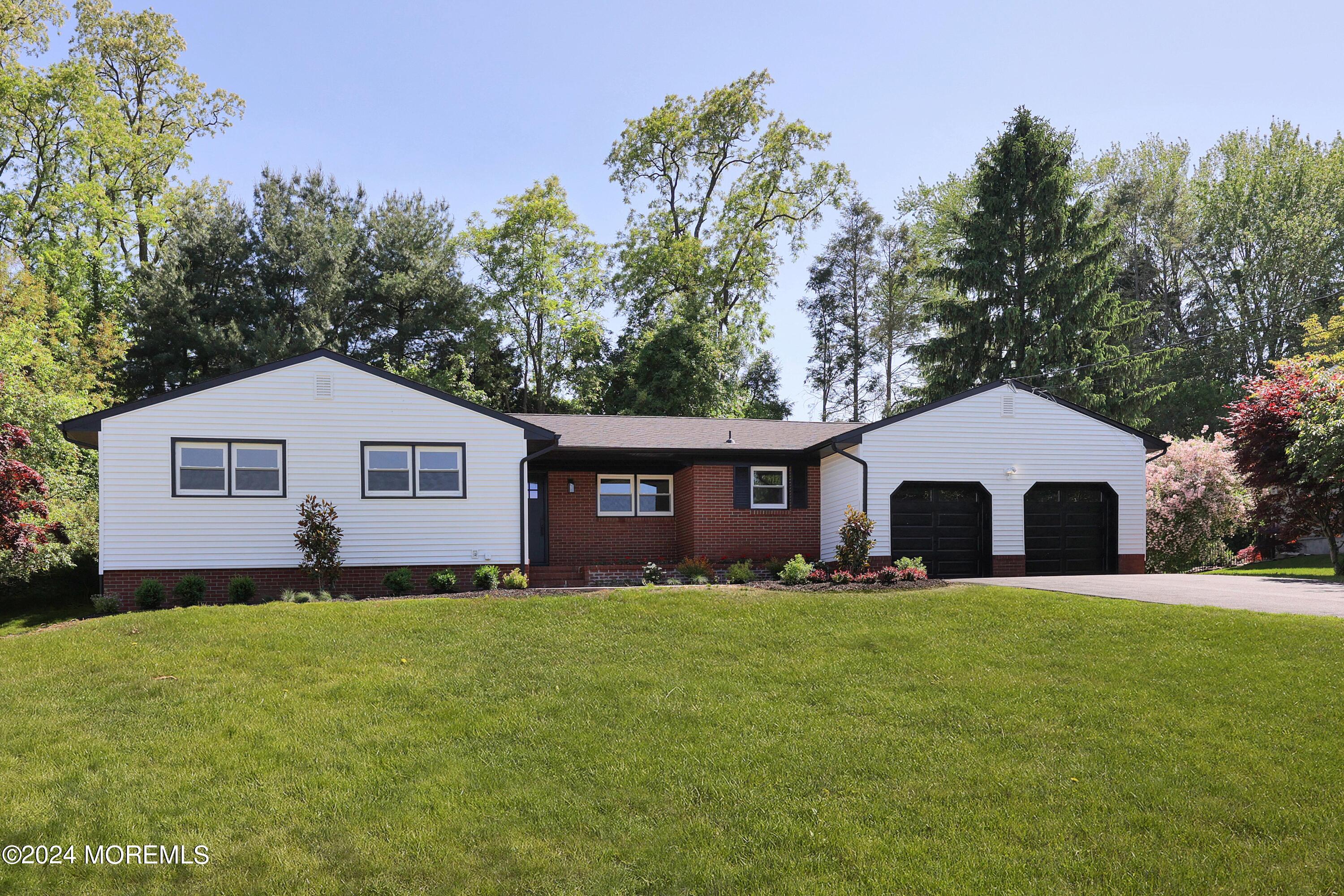 40 Hidden Stream Road