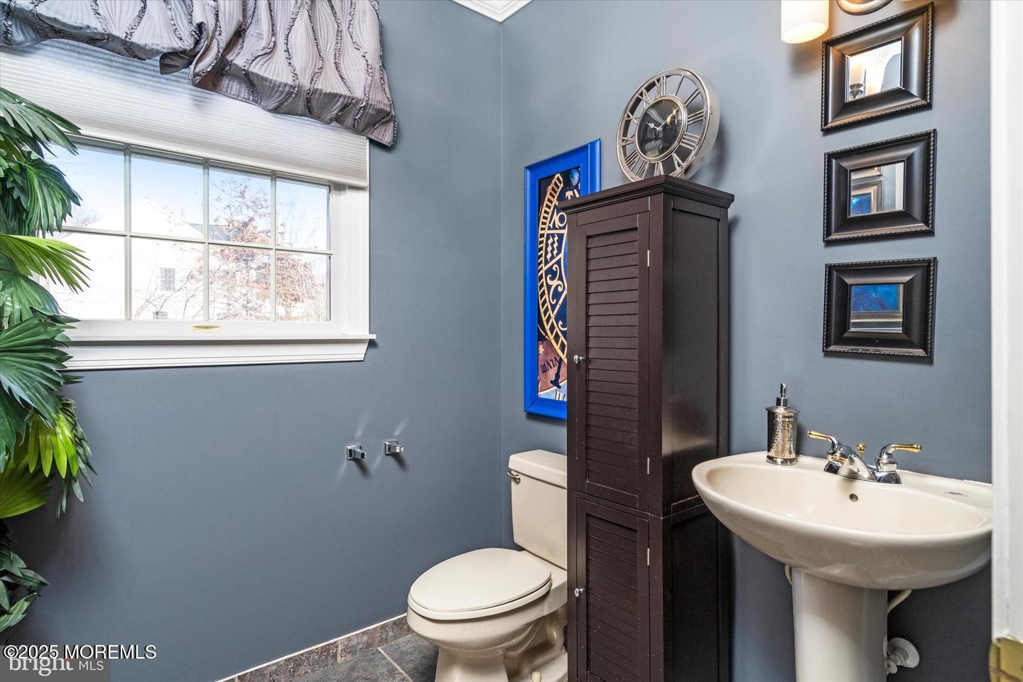 12 Dutchess Drive