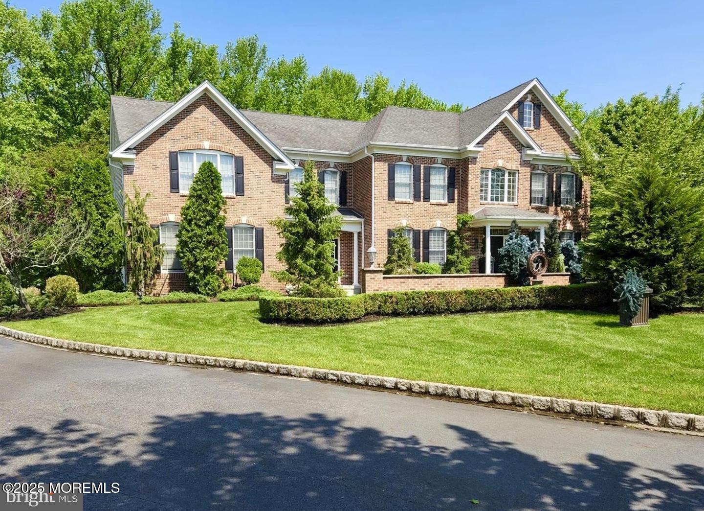 12 Dutchess Drive