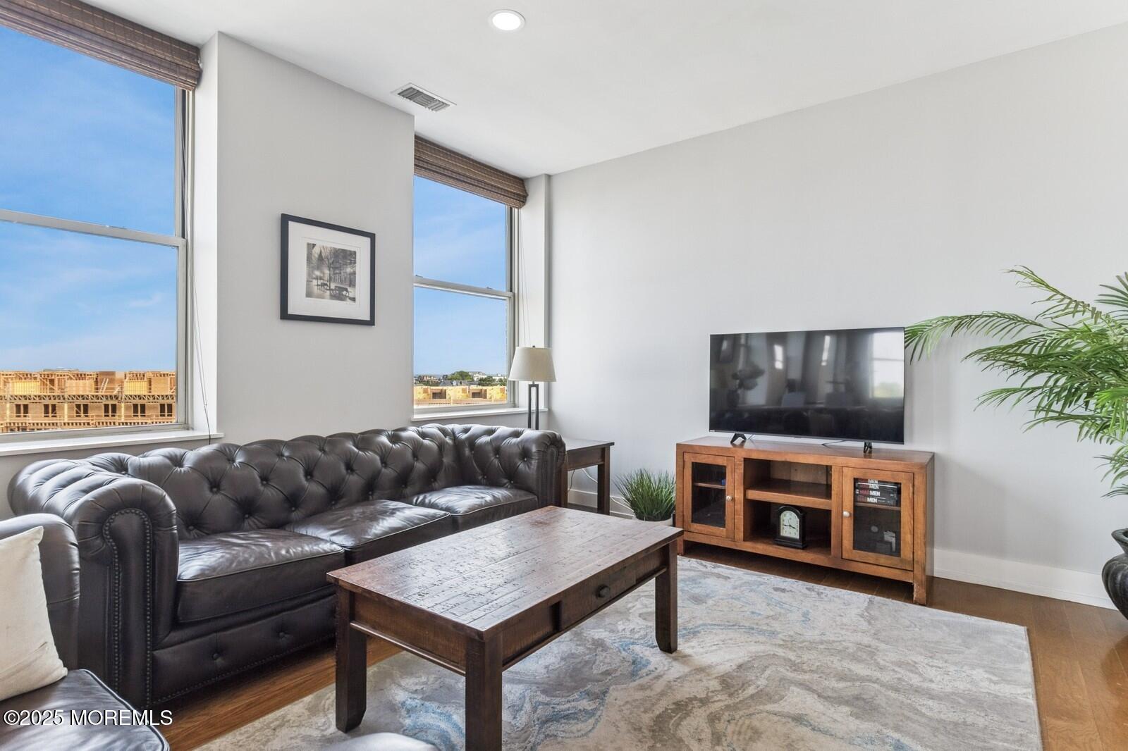 501 Grand Avenue 5B