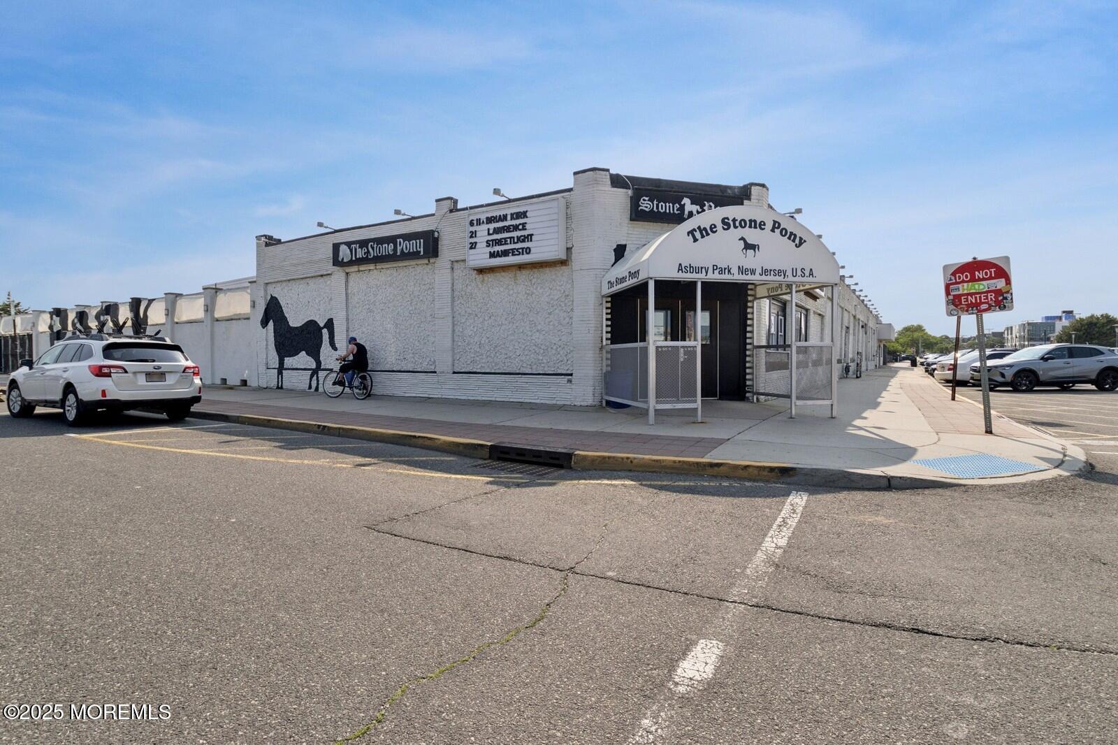501 Grand Avenue 5B