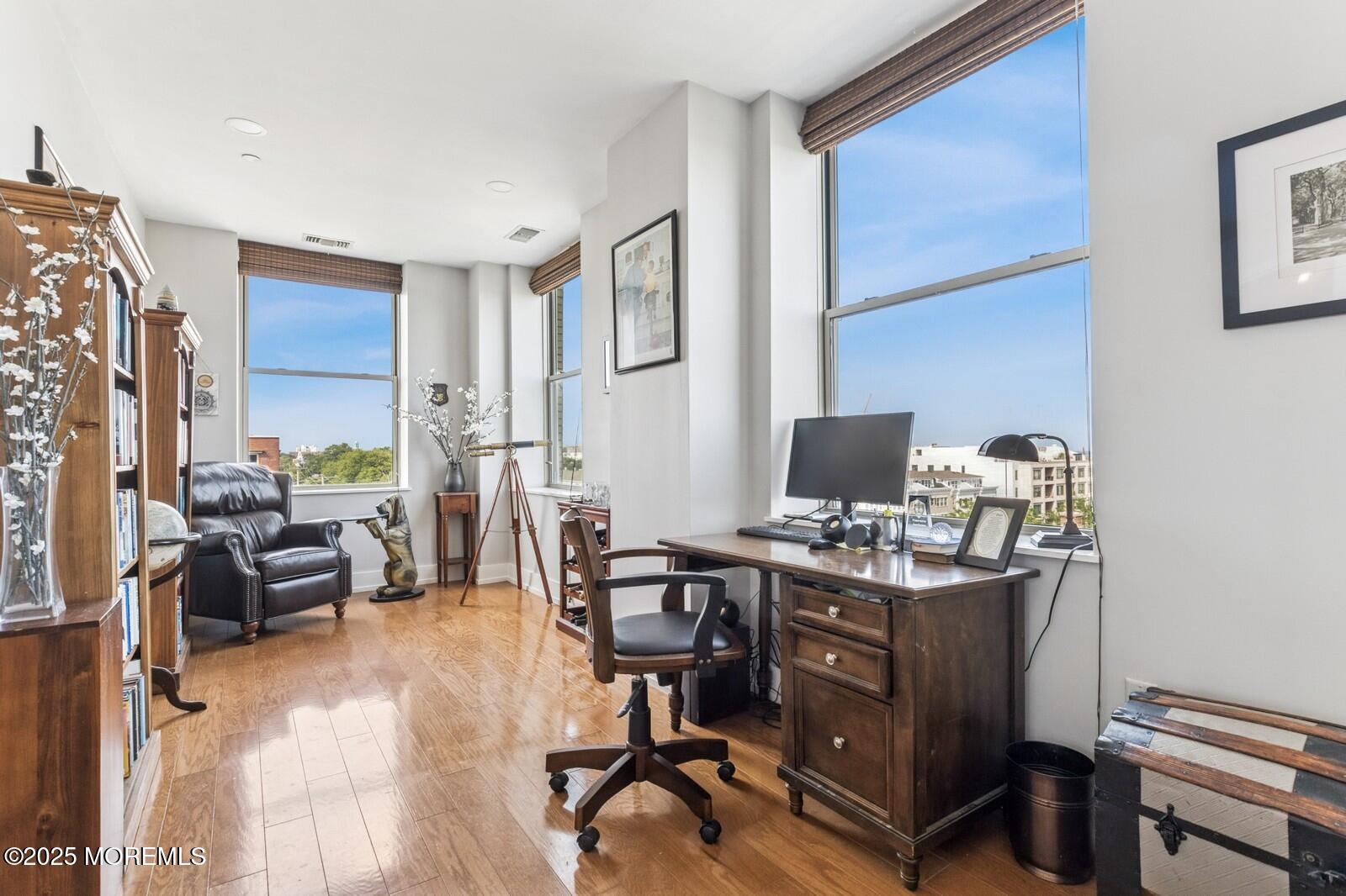 501 Grand Avenue 5B