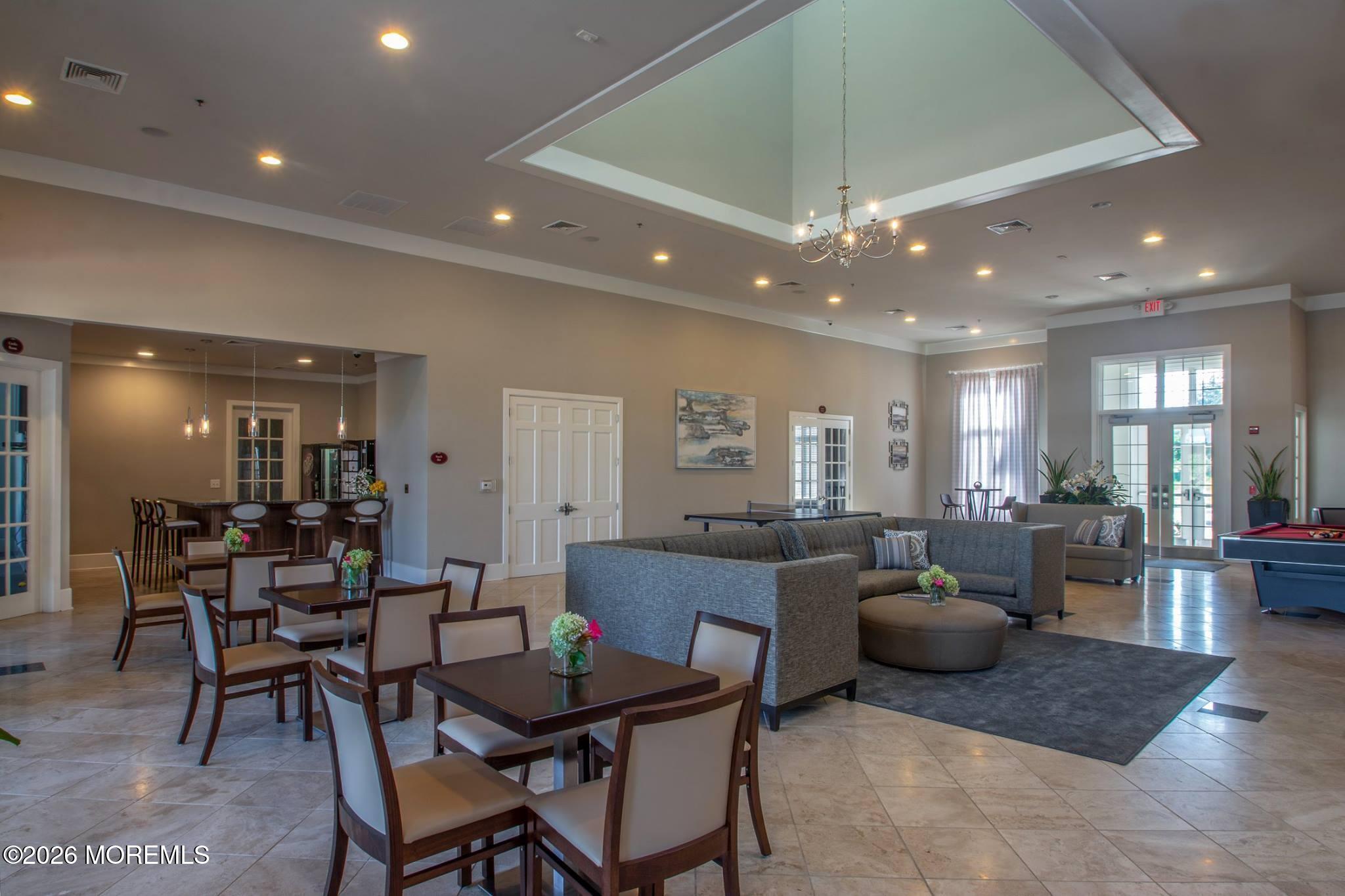 10 Deepwater Circle