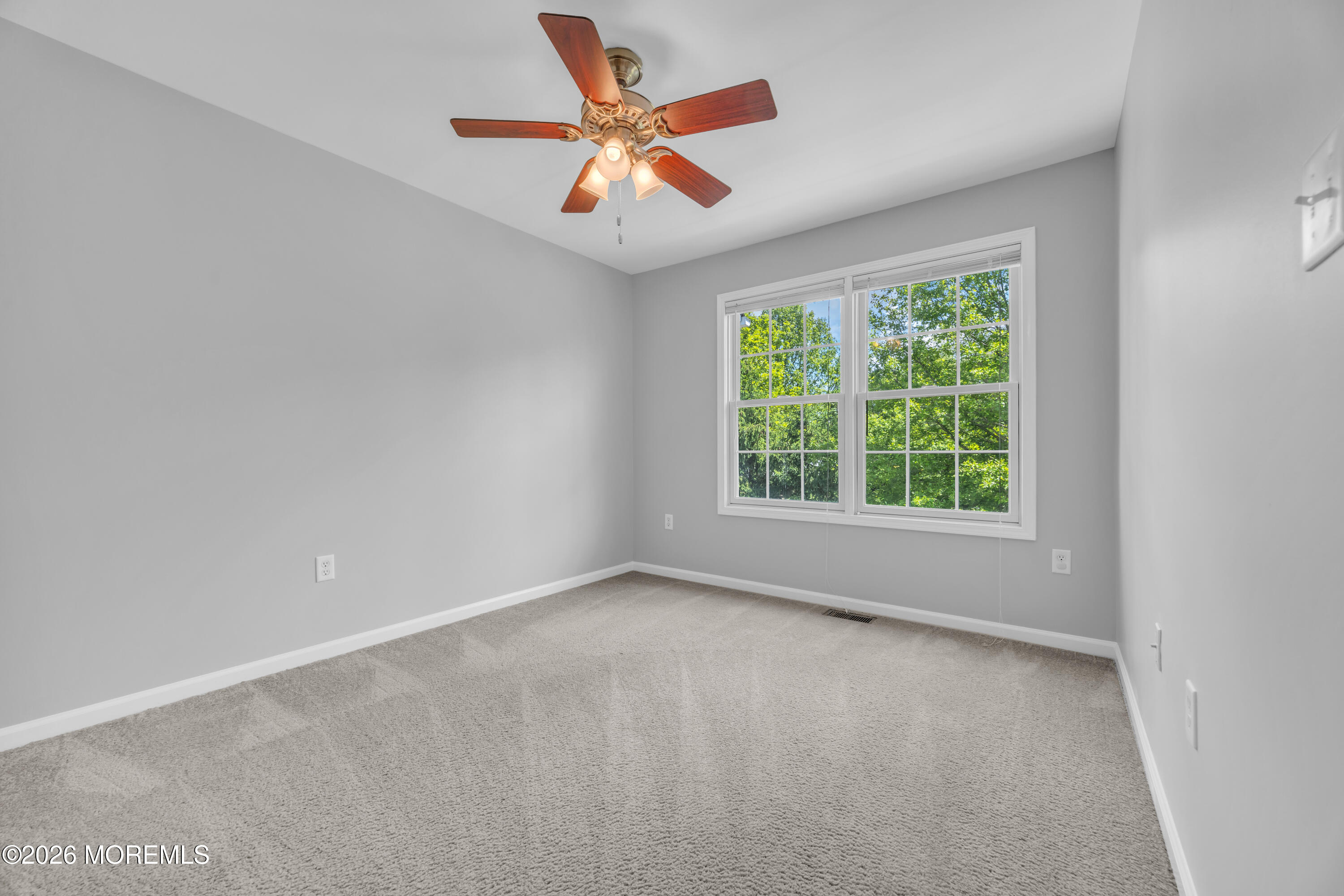 10 Deepwater Circle