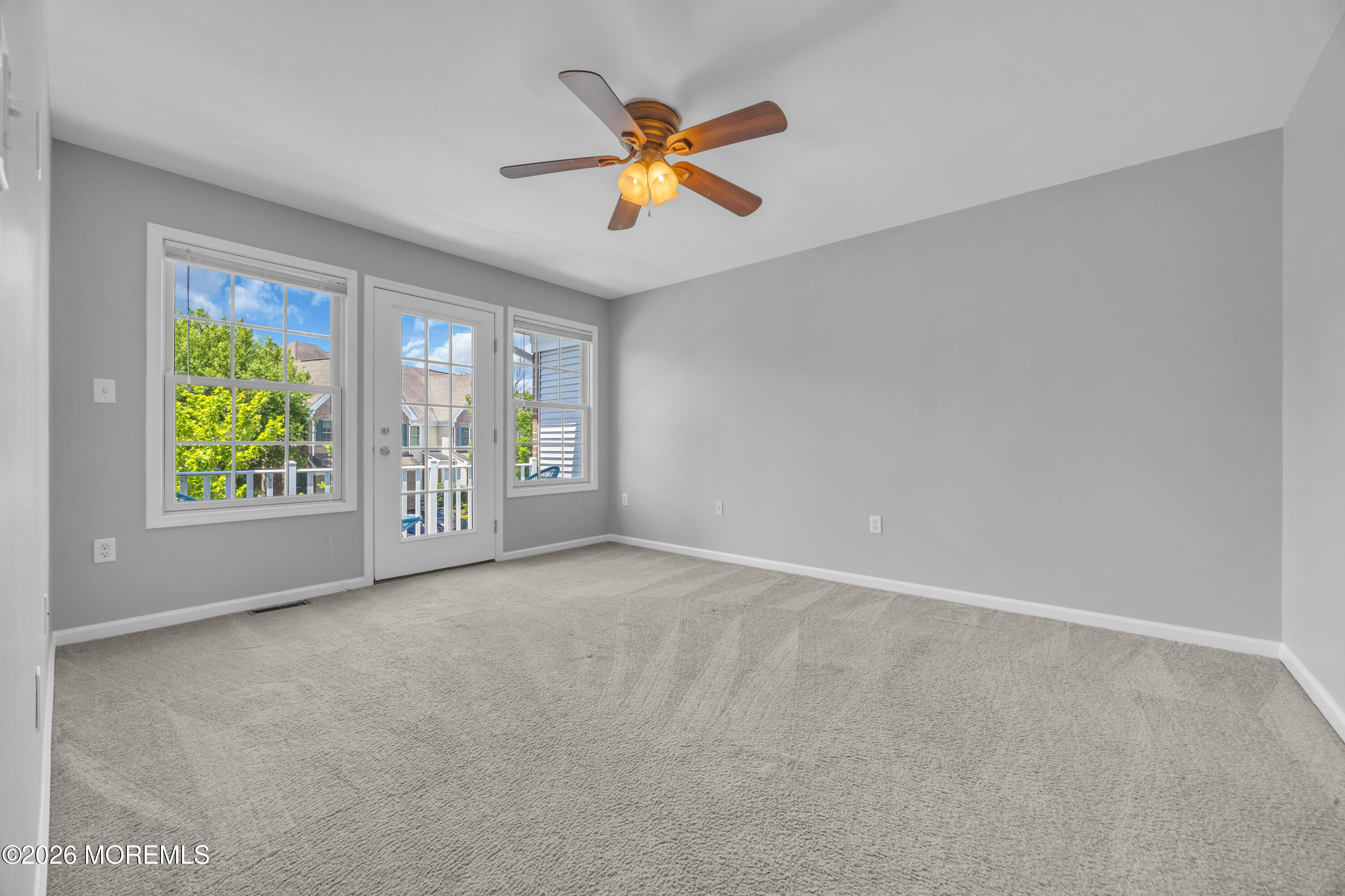 10 Deepwater Circle
