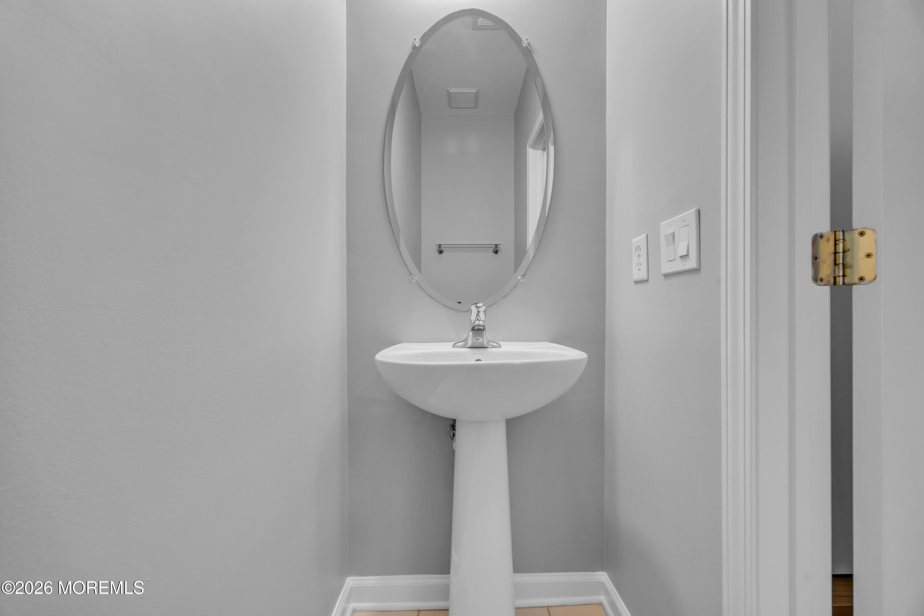 10 Deepwater Circle