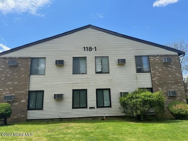 118 Amberly Drive J