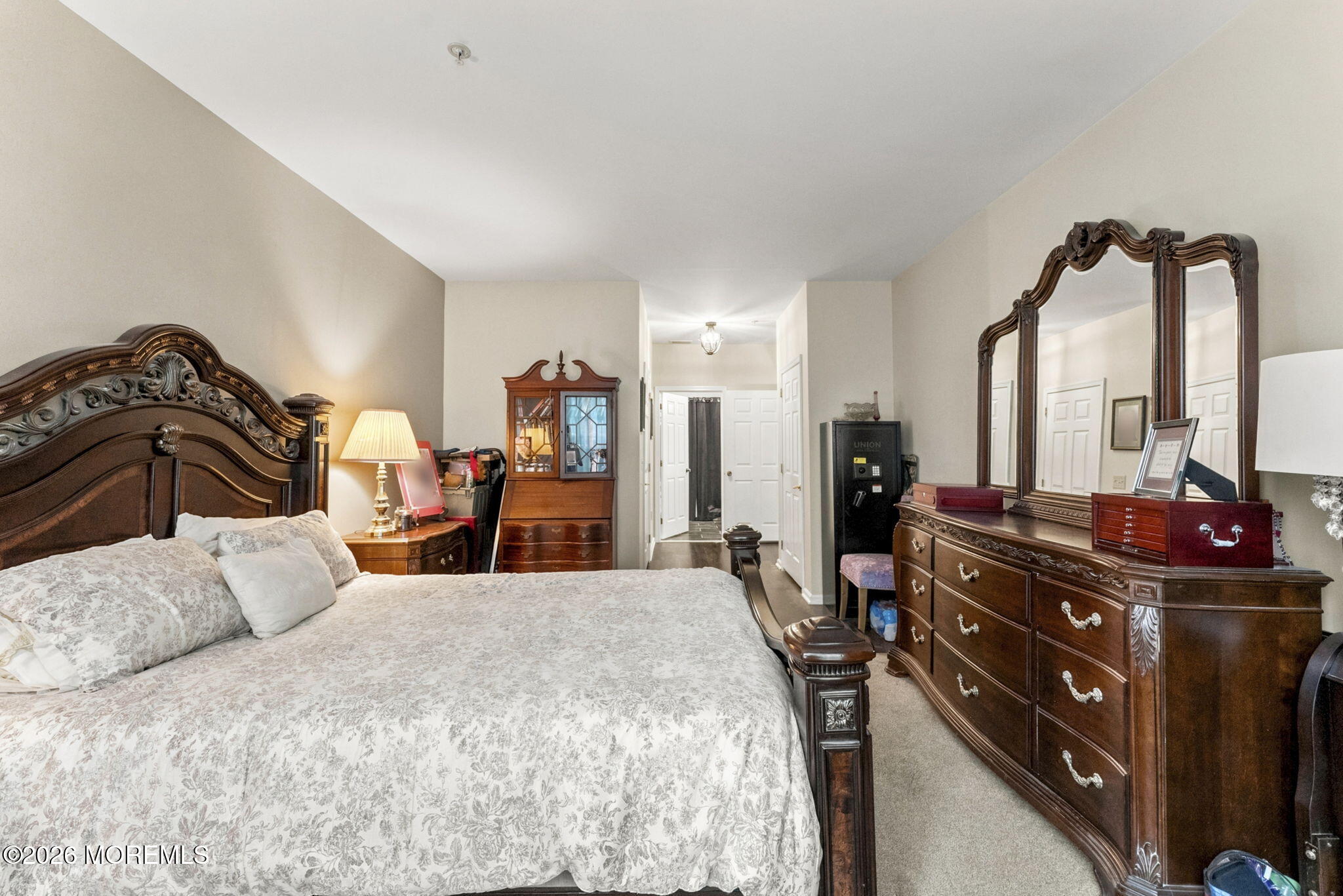 556 Saint Andrews Place