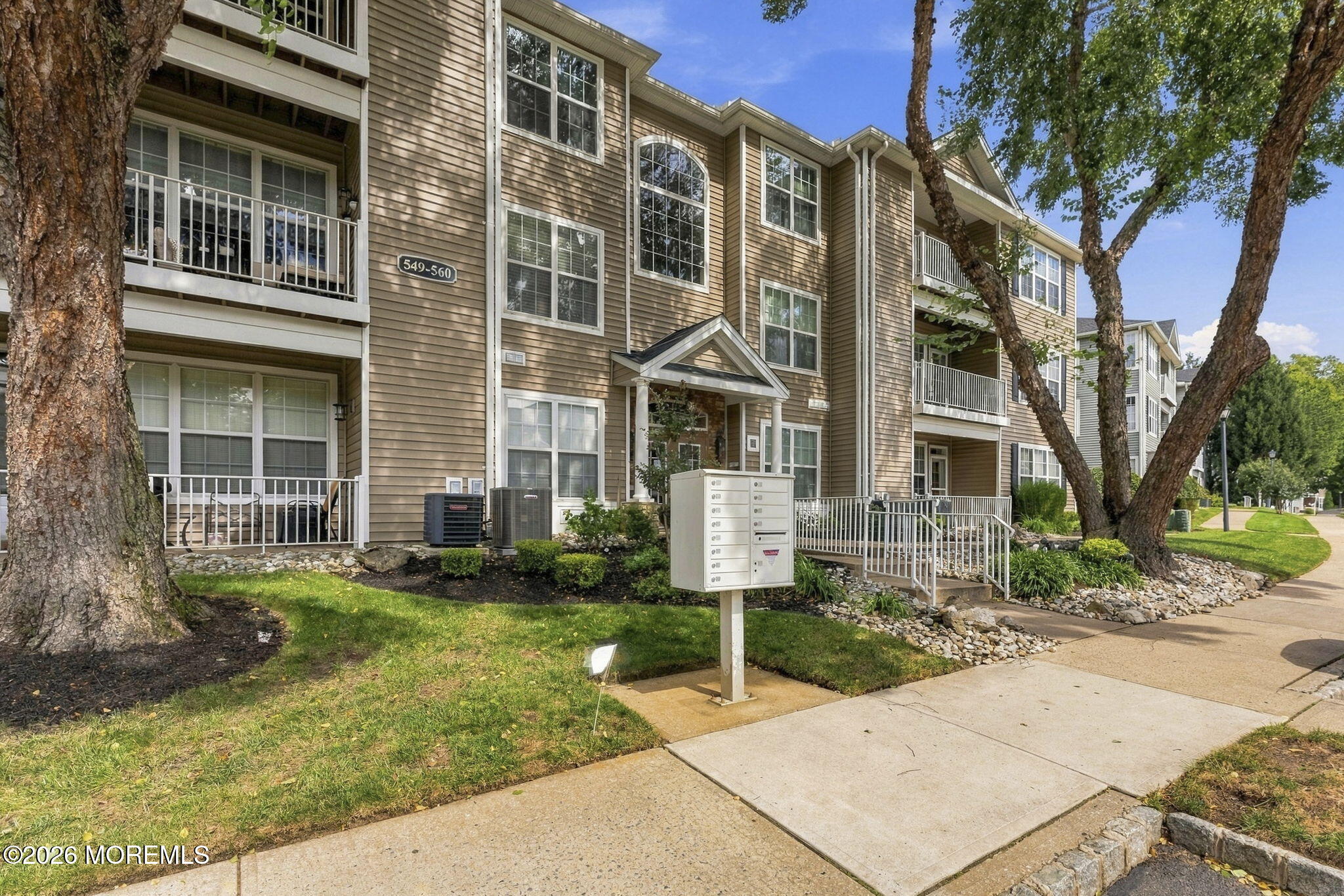 556 Saint Andrews Place