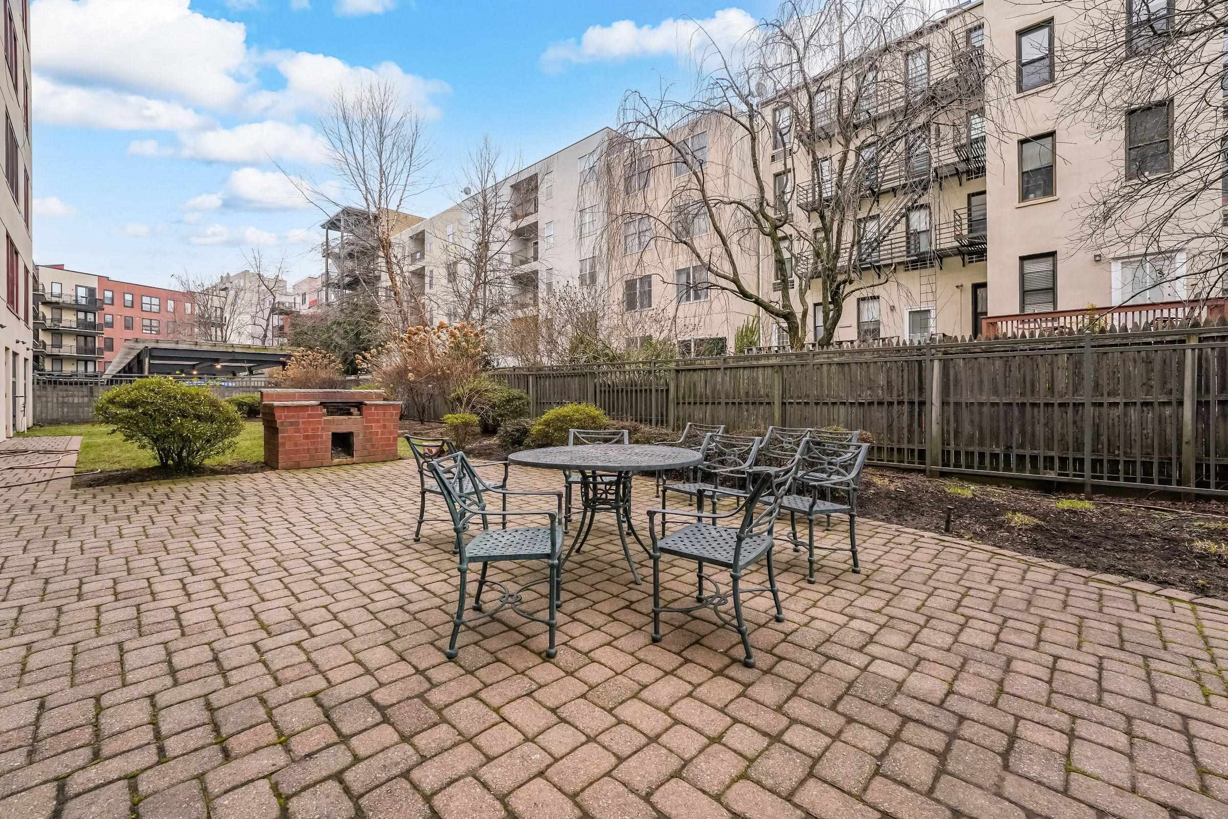84 ADAMS ST Unit 5A