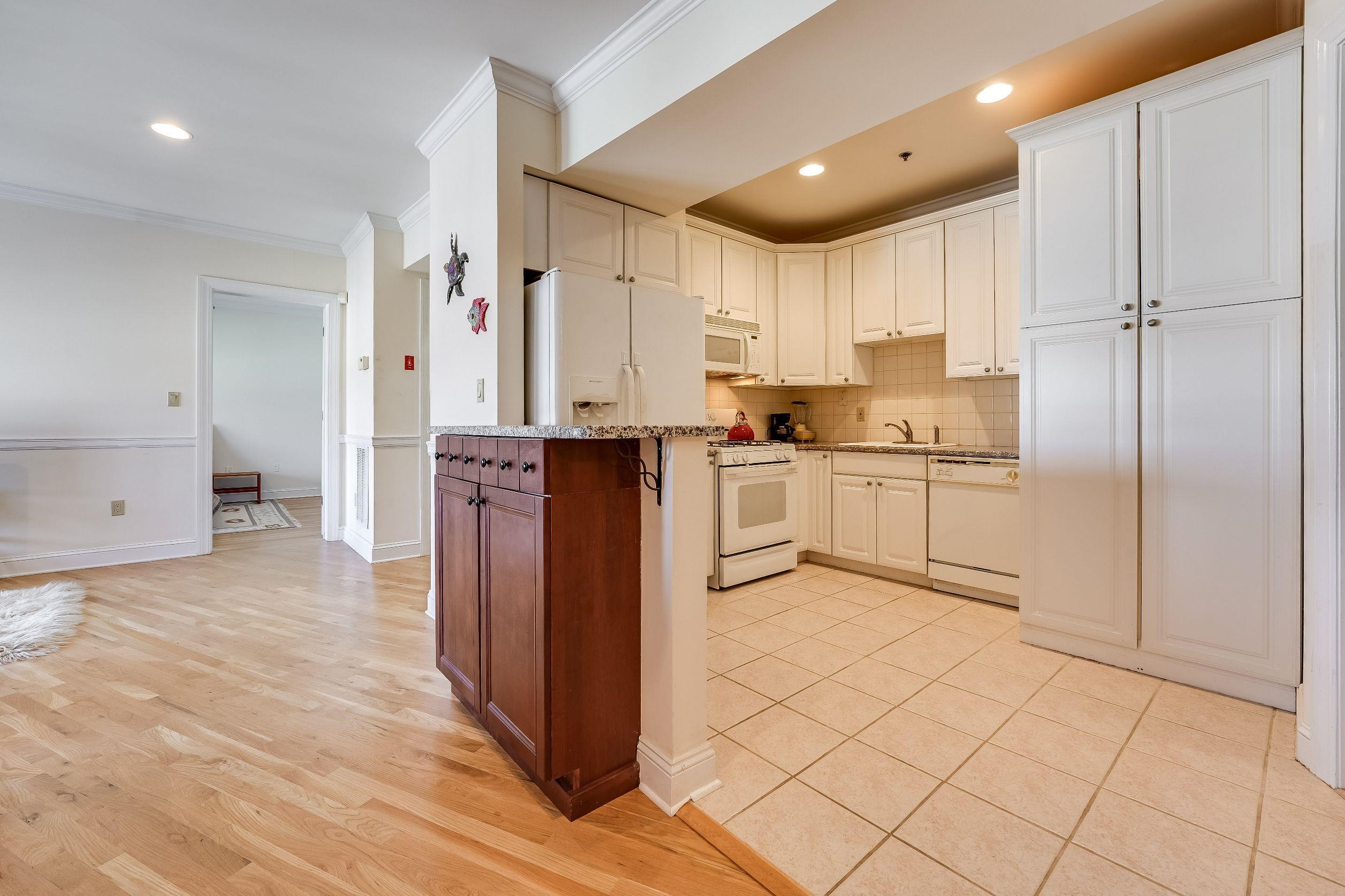 82 CLINTON ST Unit 6F