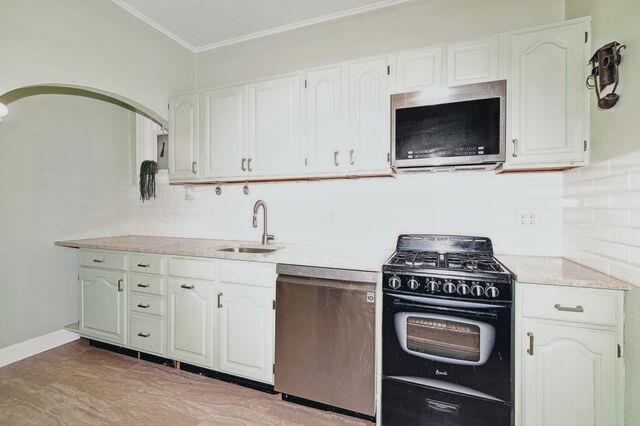 654 BLVD EAST