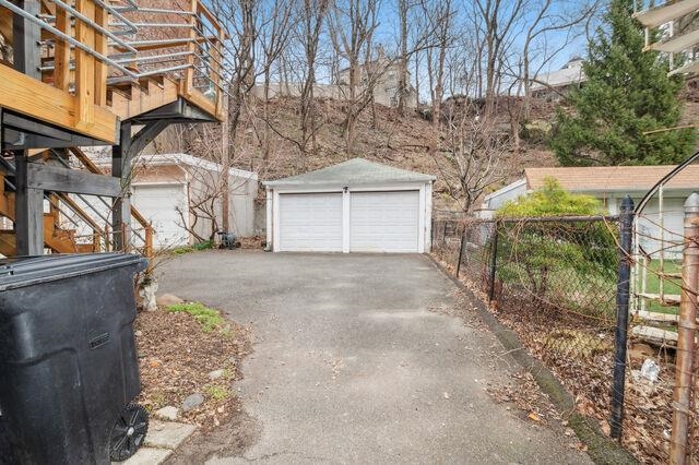 654 BLVD EAST