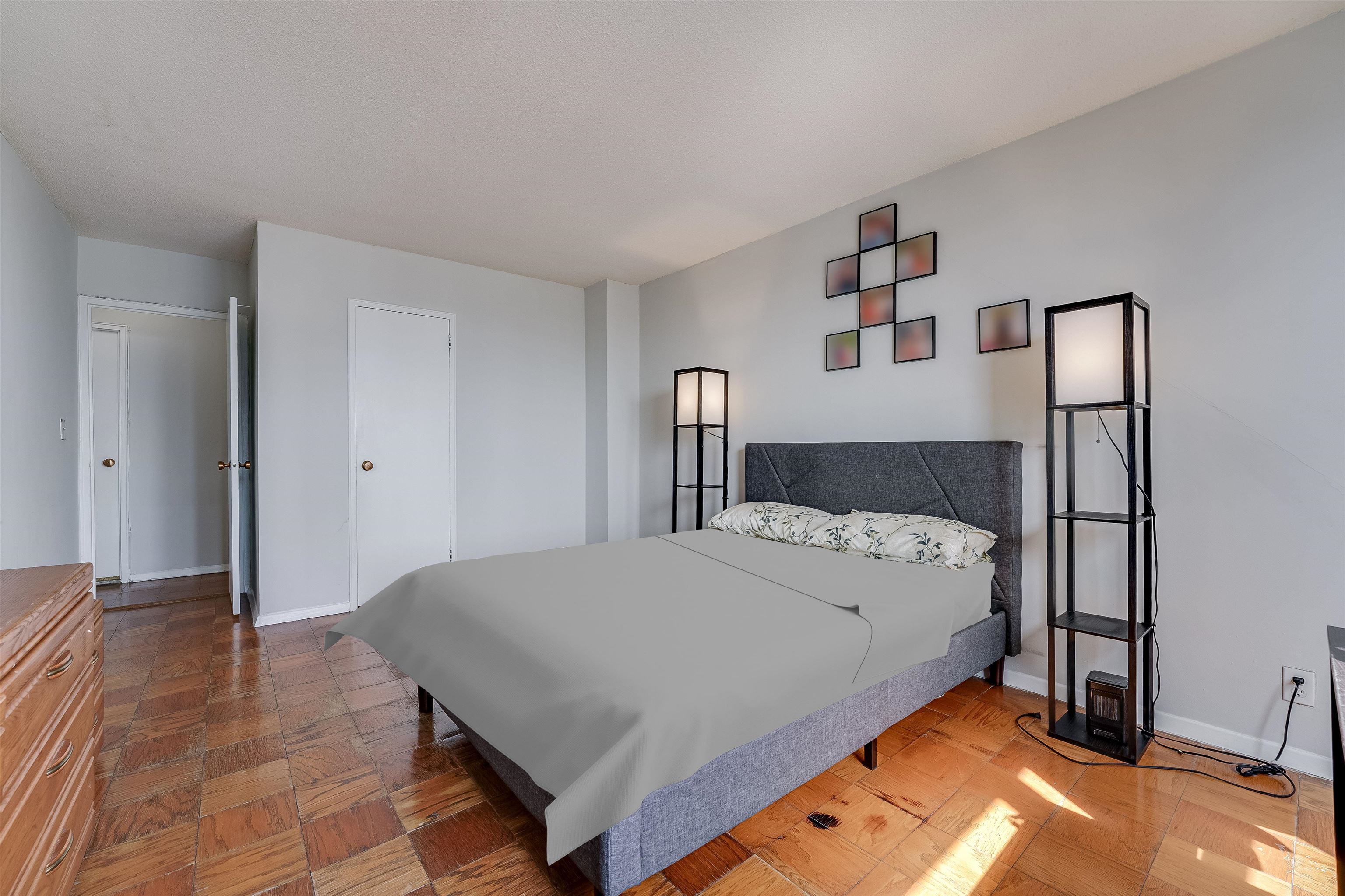 201 ST PAULS AVE Unit 17F