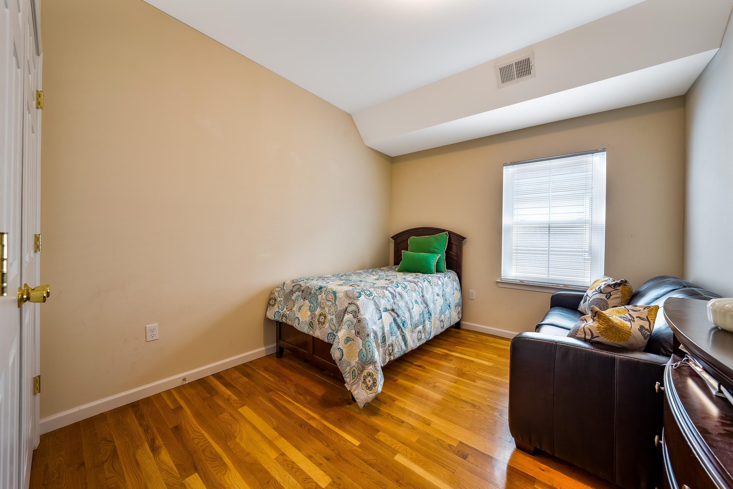 26 O BRIEN CT