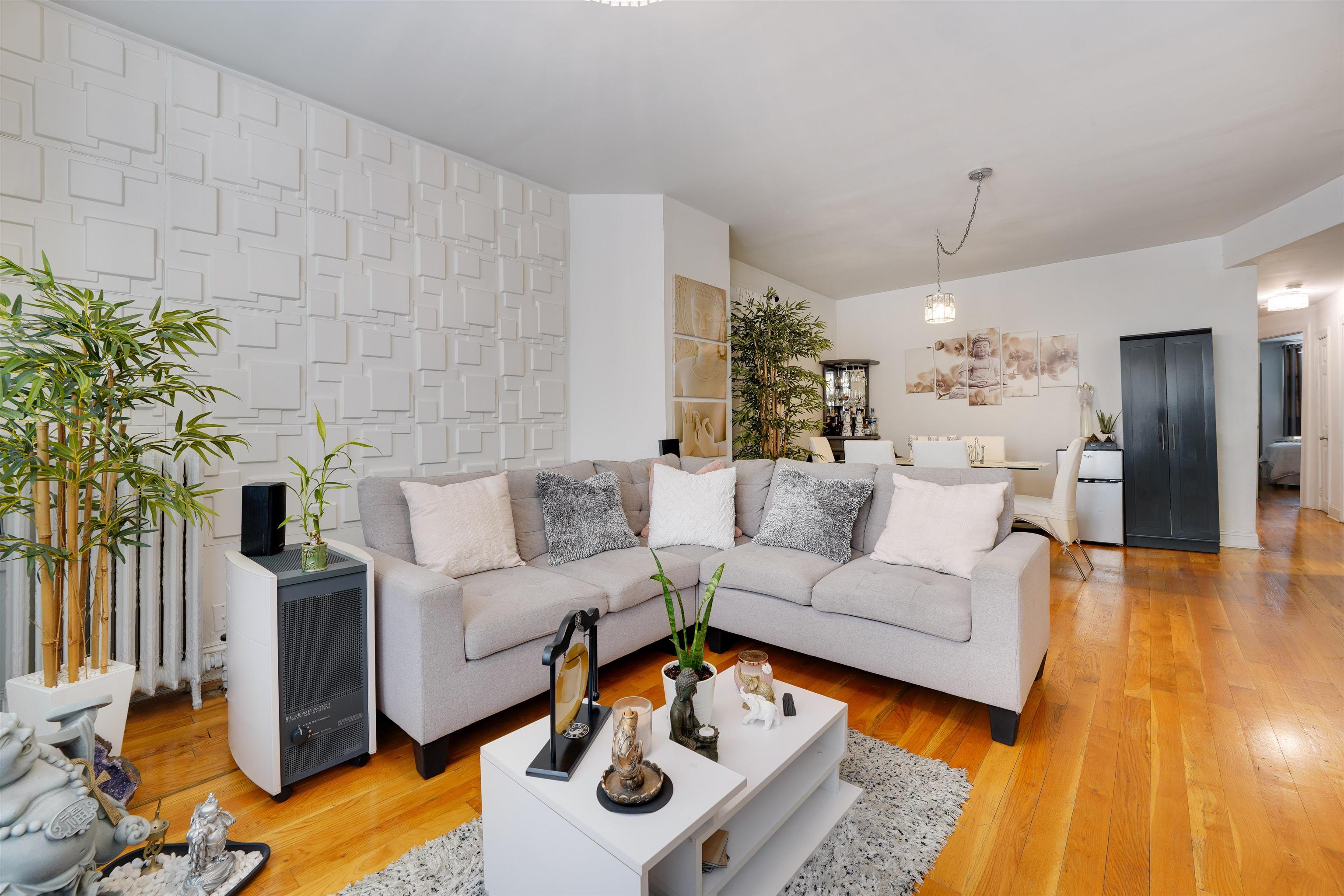 48 HIGHWOOD TERRACE