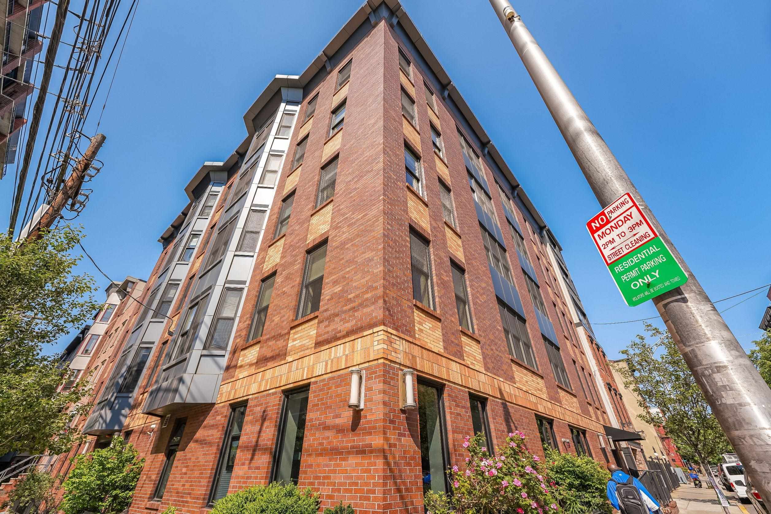 662 1ST ST Unit 5A