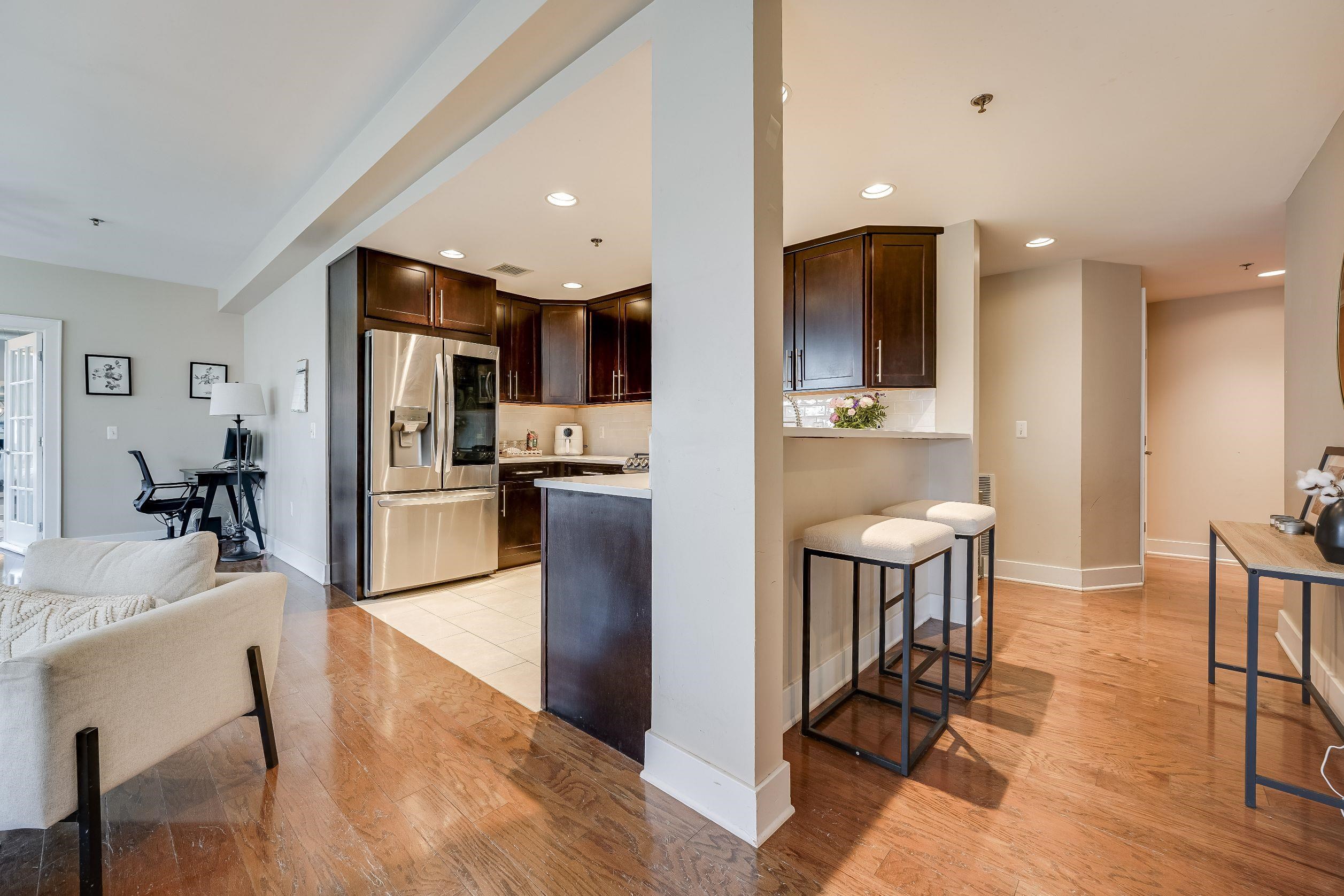 662 1ST ST Unit 5A